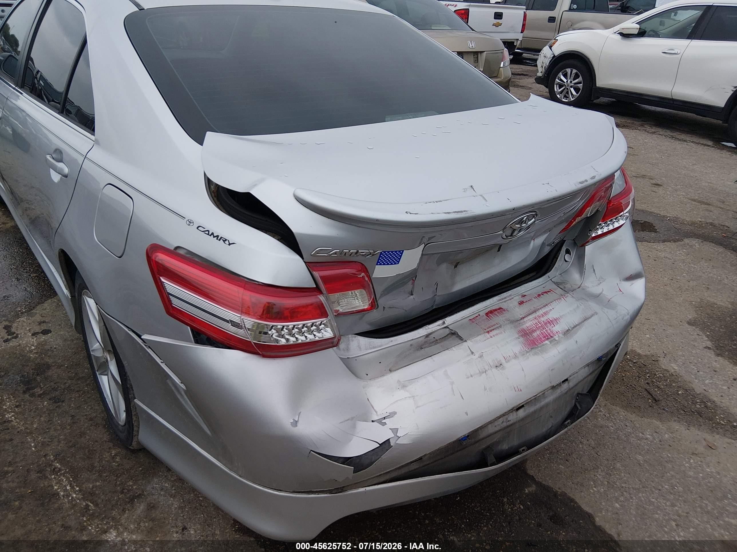 2011 Toyota Camry Se Silver vin: 4T1BF3EK5BU154536