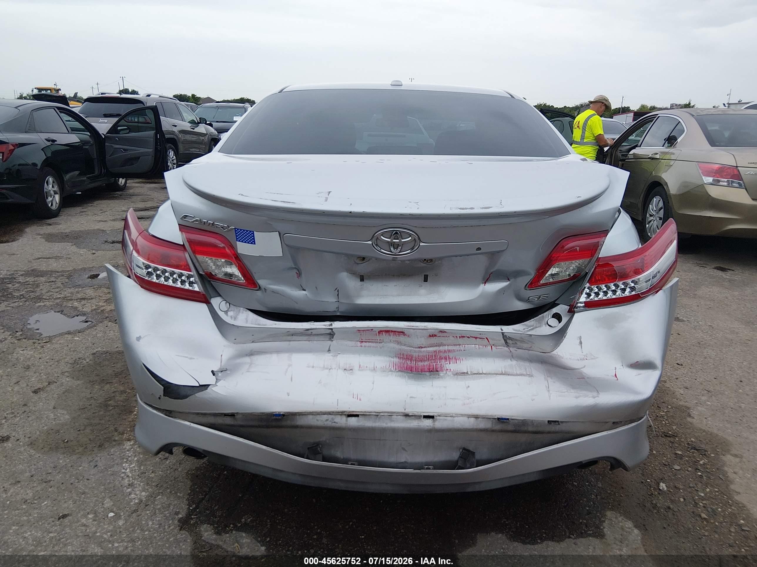 2011 Toyota Camry Se Silver vin: 4T1BF3EK5BU154536
