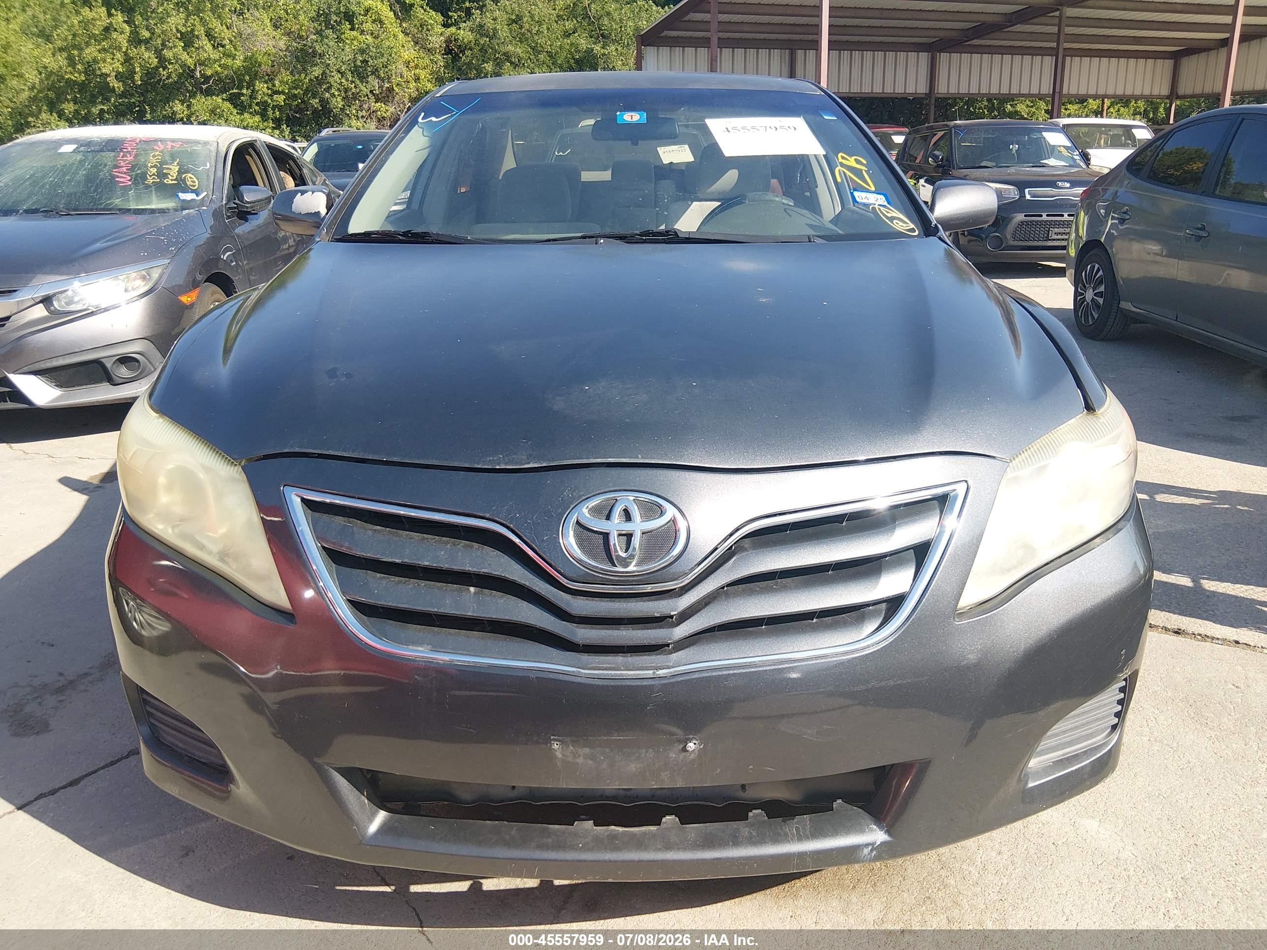2011 Toyota Camry Le Gray vin: 4T1BF3EK5BU160885
