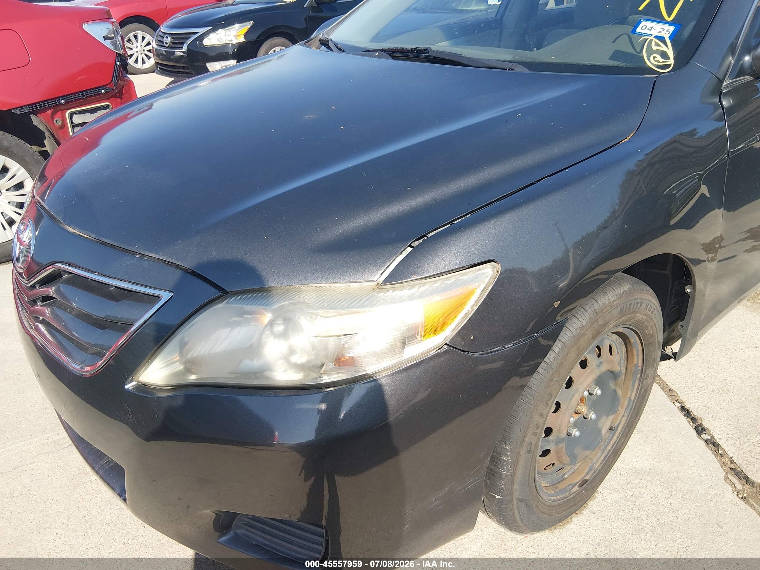 2011 Toyota Camry Le Gray vin: 4T1BF3EK5BU160885