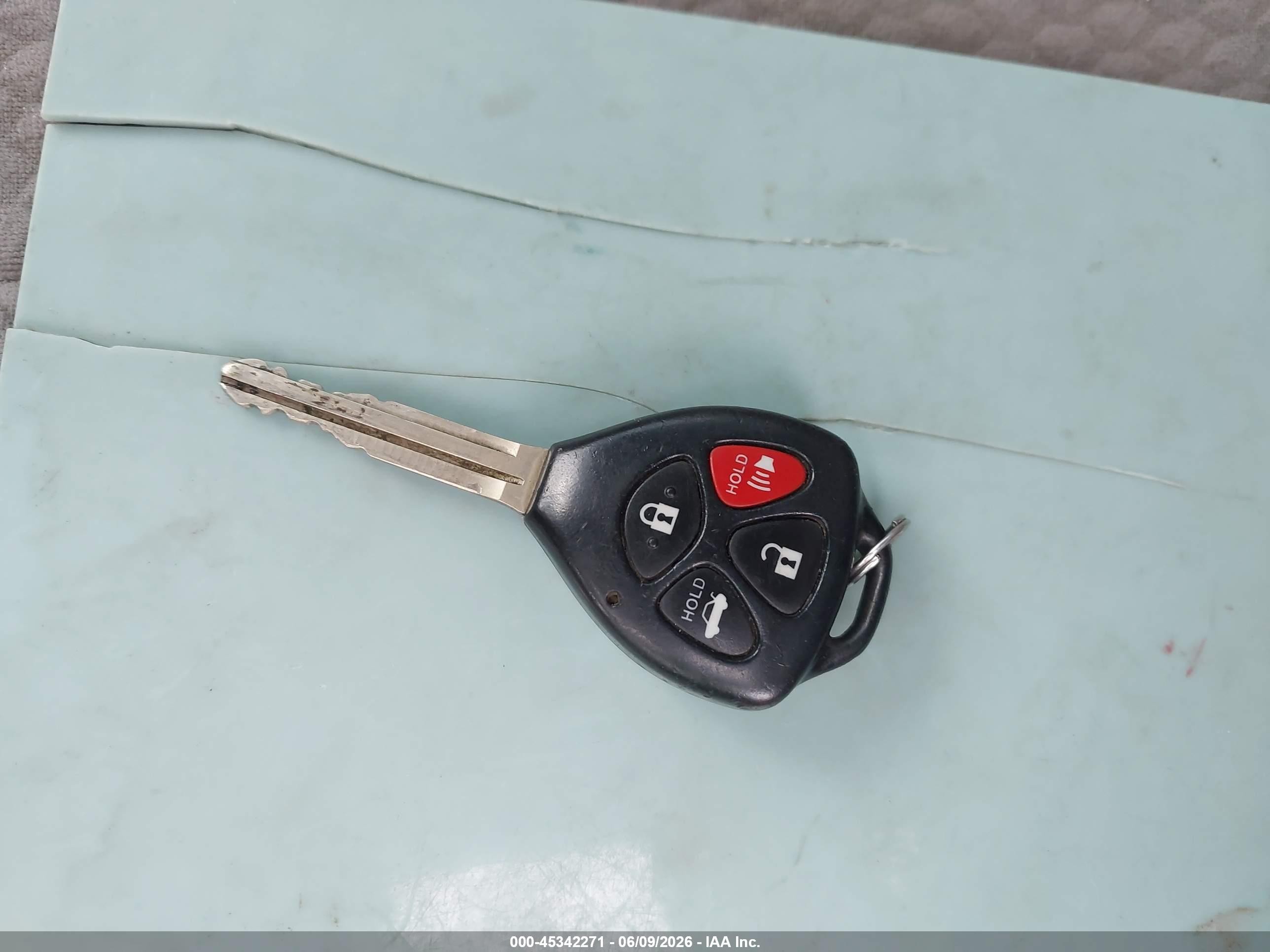 2011 Toyota Camry Le Gray vin: 4T1BF3EK5BU164774