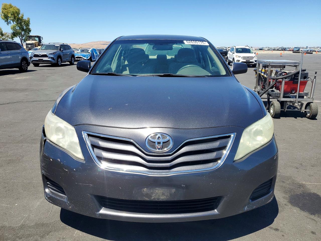 2011 Toyota Camry Le Gray vin: 4T1BF3EK5BU173880