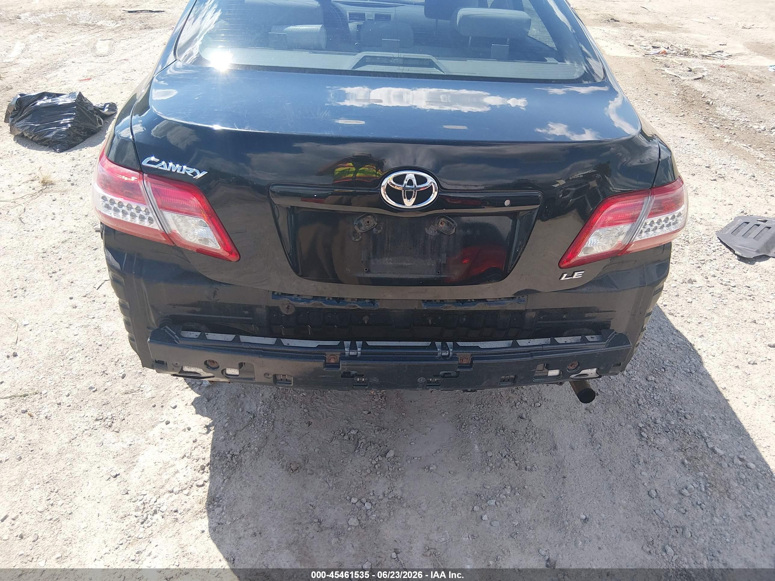 2011 Toyota Camry Le Black vin: 4T1BF3EK5BU174902