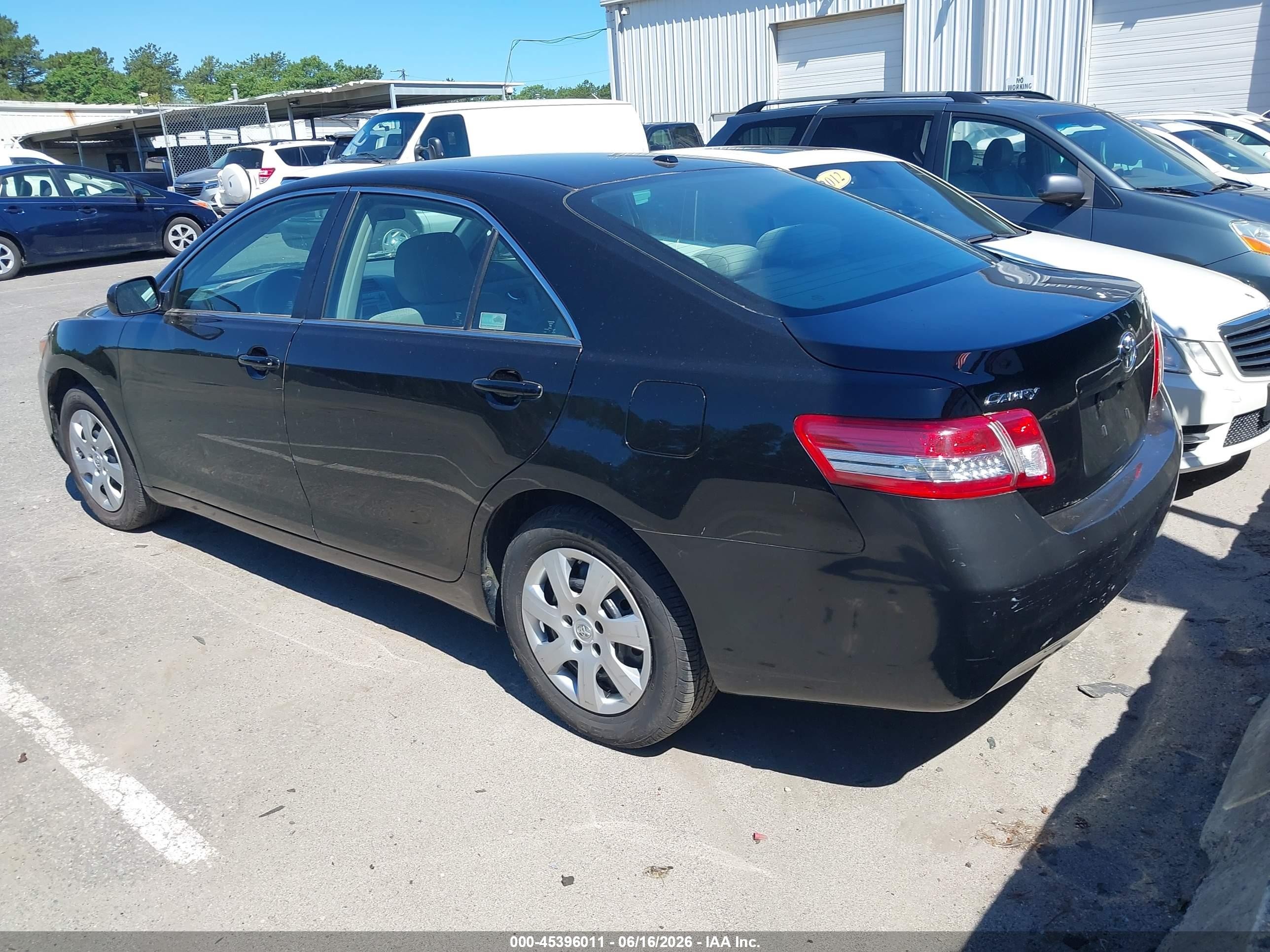 2011 Toyota Camry Le Black vin: 4T1BF3EK5BU181915
