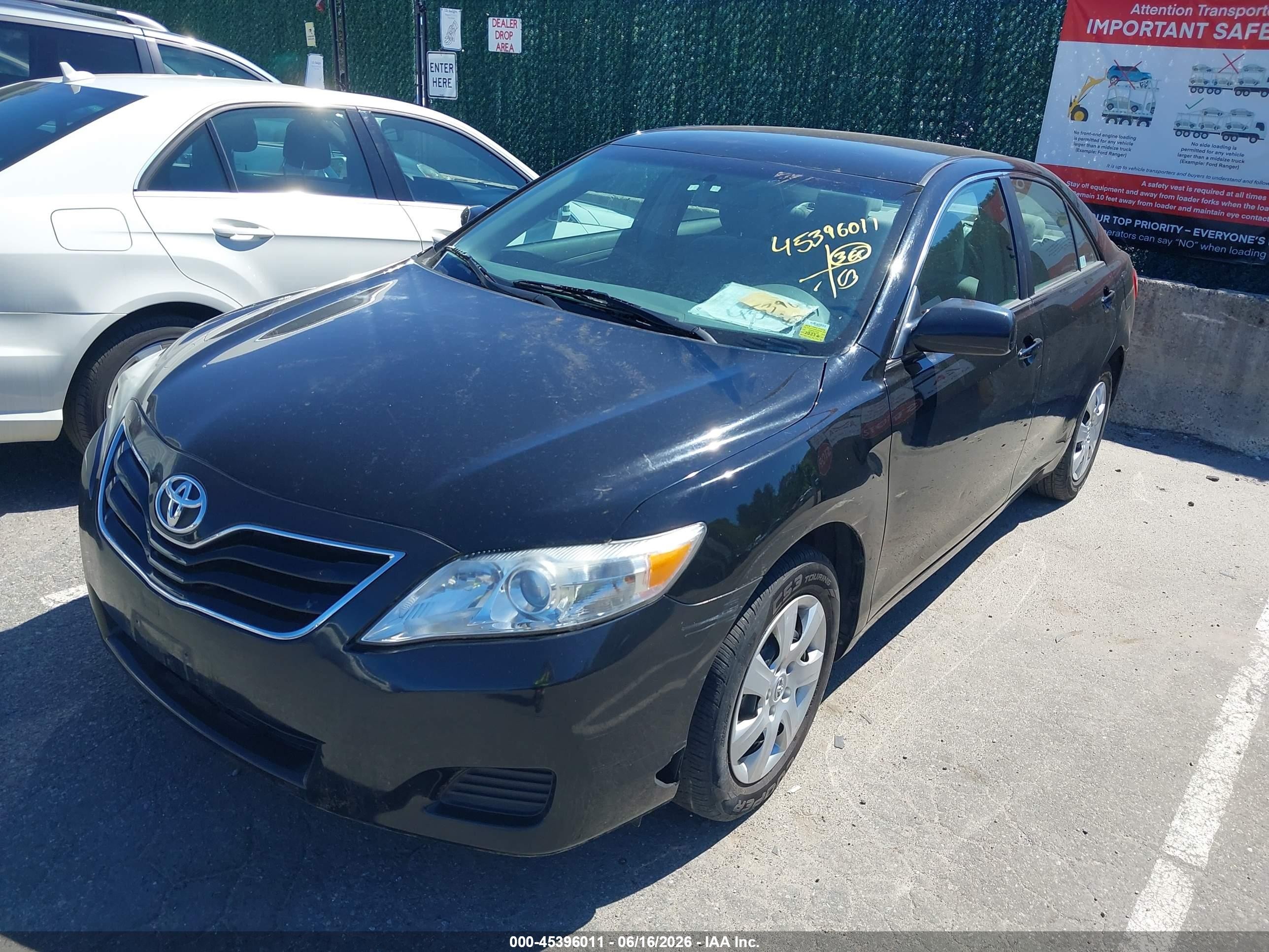 2011 Toyota Camry Le Black vin: 4T1BF3EK5BU181915