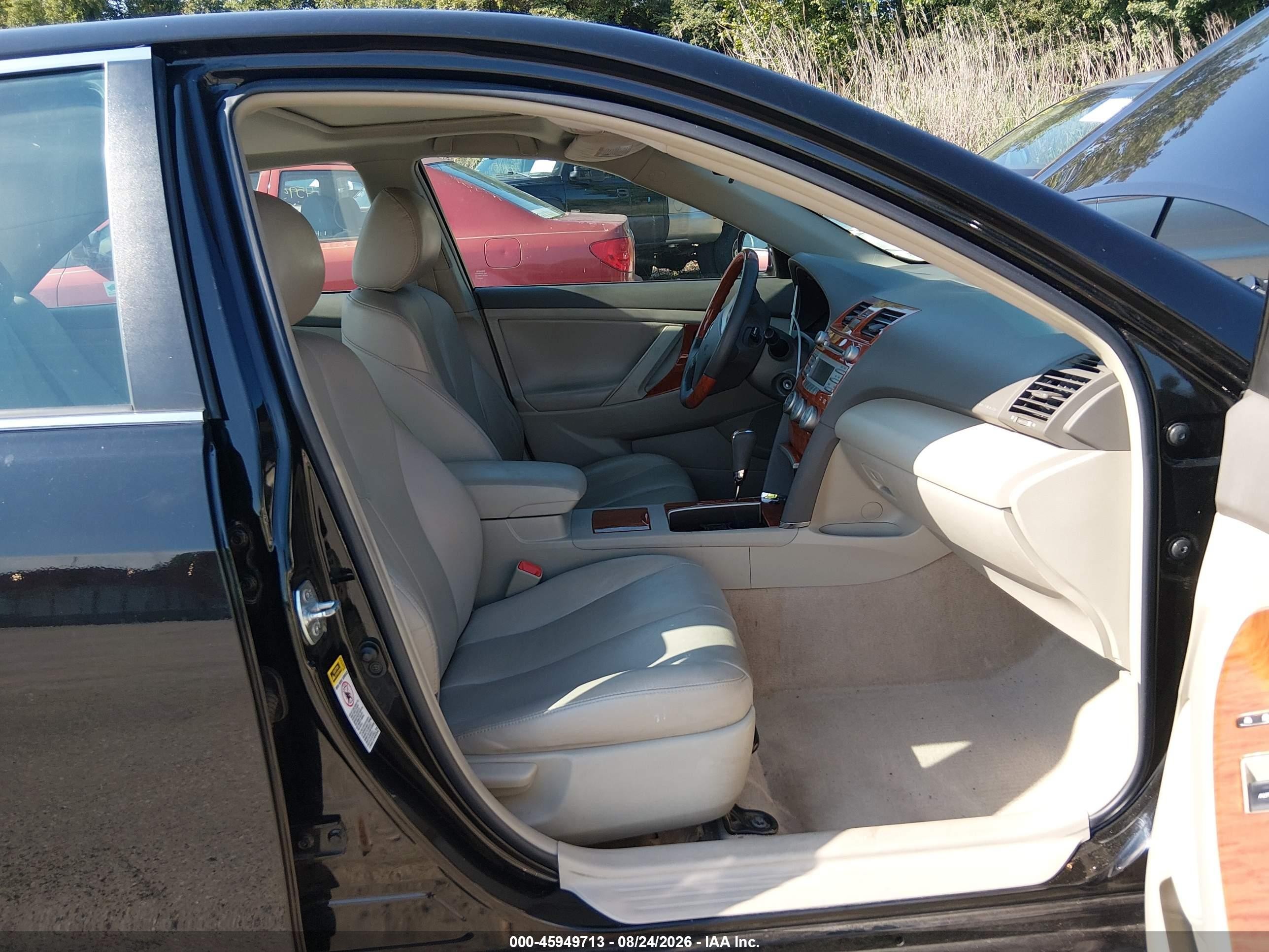2011 Toyota Camry Le Black vin: 4T1BF3EK5BU190775