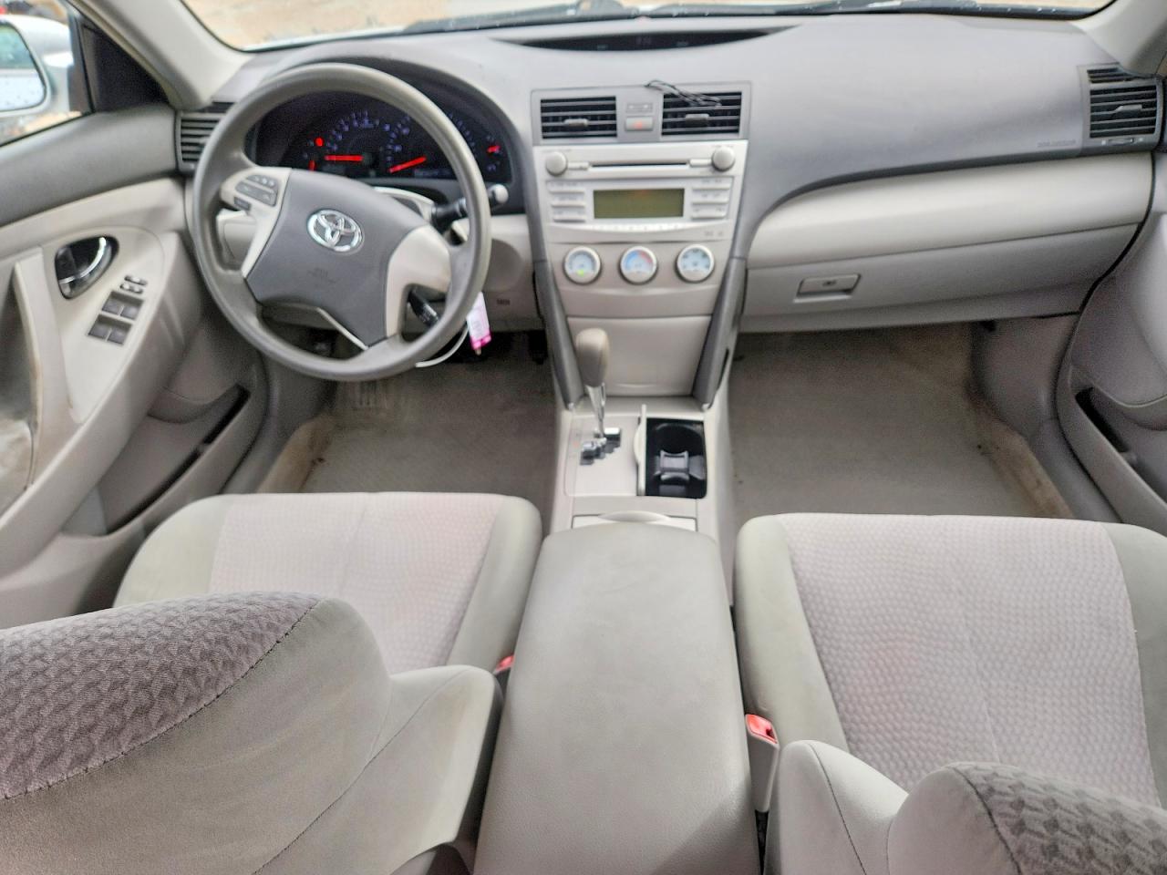 2011 Toyota Camry Le Серебряный vin: 4T1BF3EK5BU205226