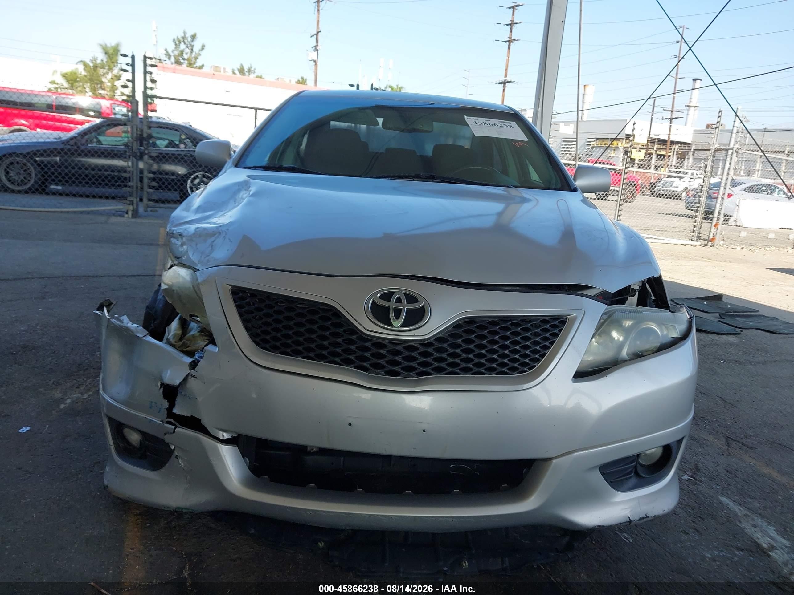 2011 Toyota Camry Se Silver vin: 4T1BF3EK5BU213911