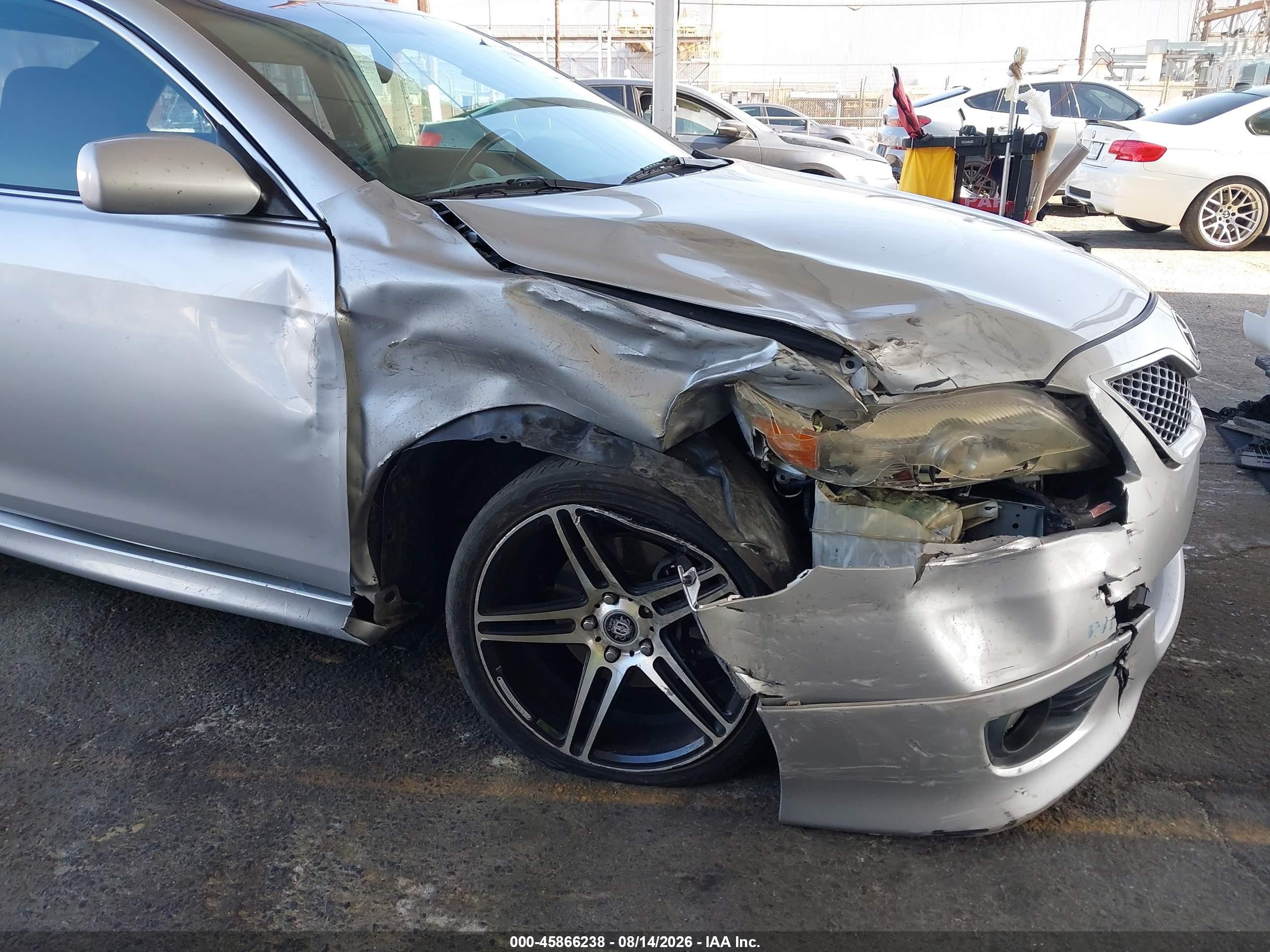 2011 Toyota Camry Se Silver vin: 4T1BF3EK5BU213911