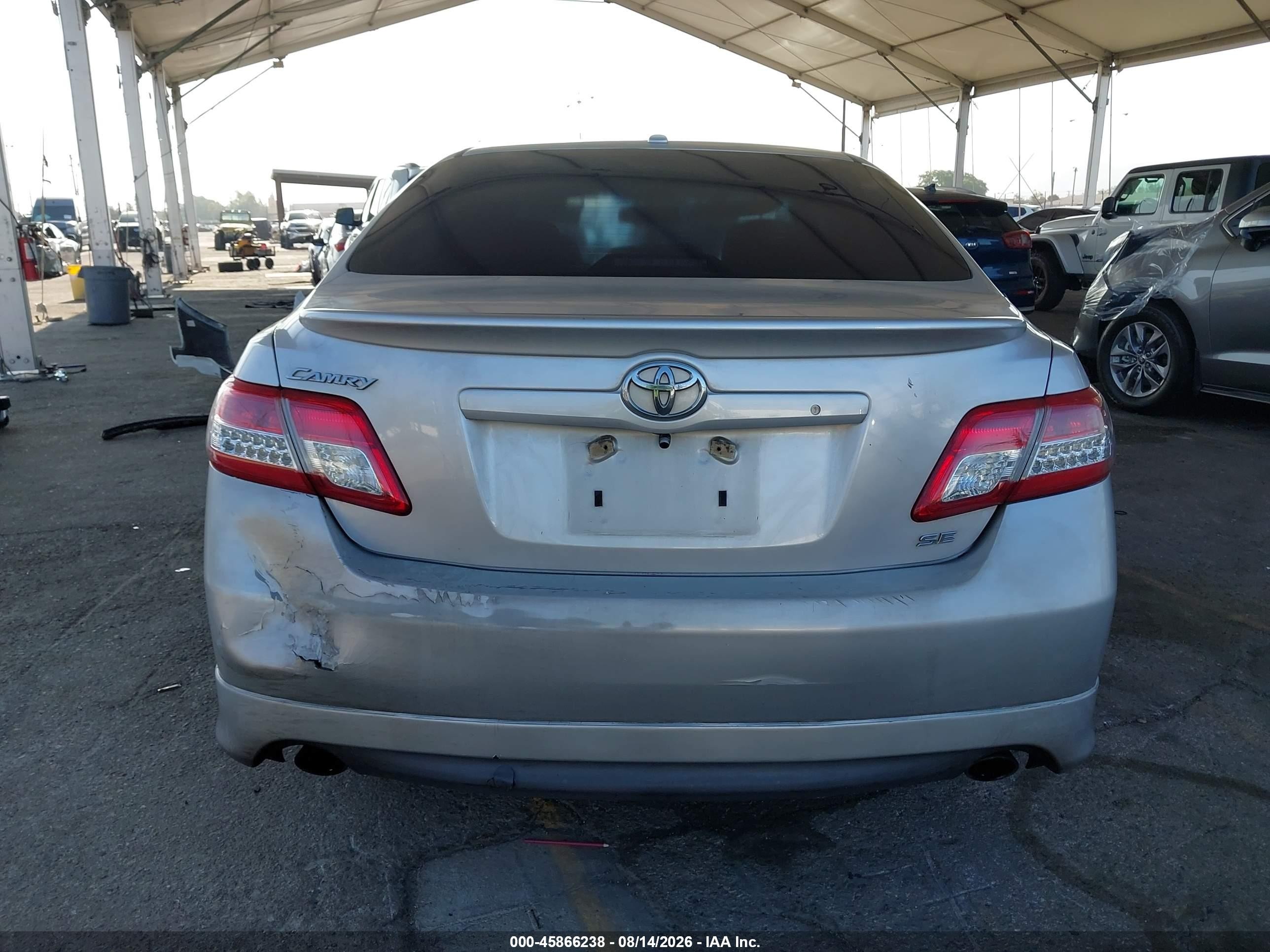 2011 Toyota Camry Se Silver vin: 4T1BF3EK5BU213911