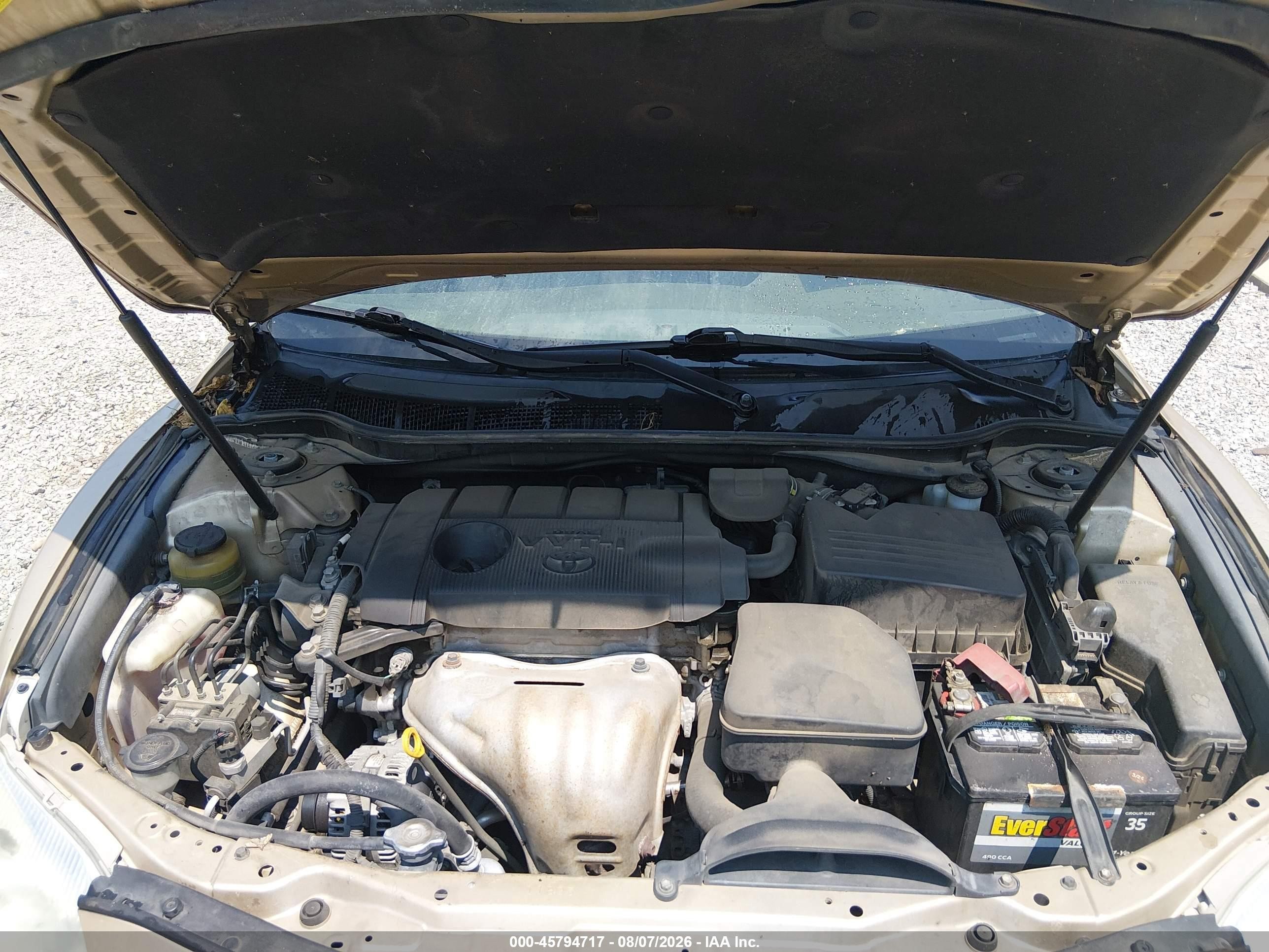 2011 Toyota Camry Le Gold vin: 4T1BF3EK5BU221801