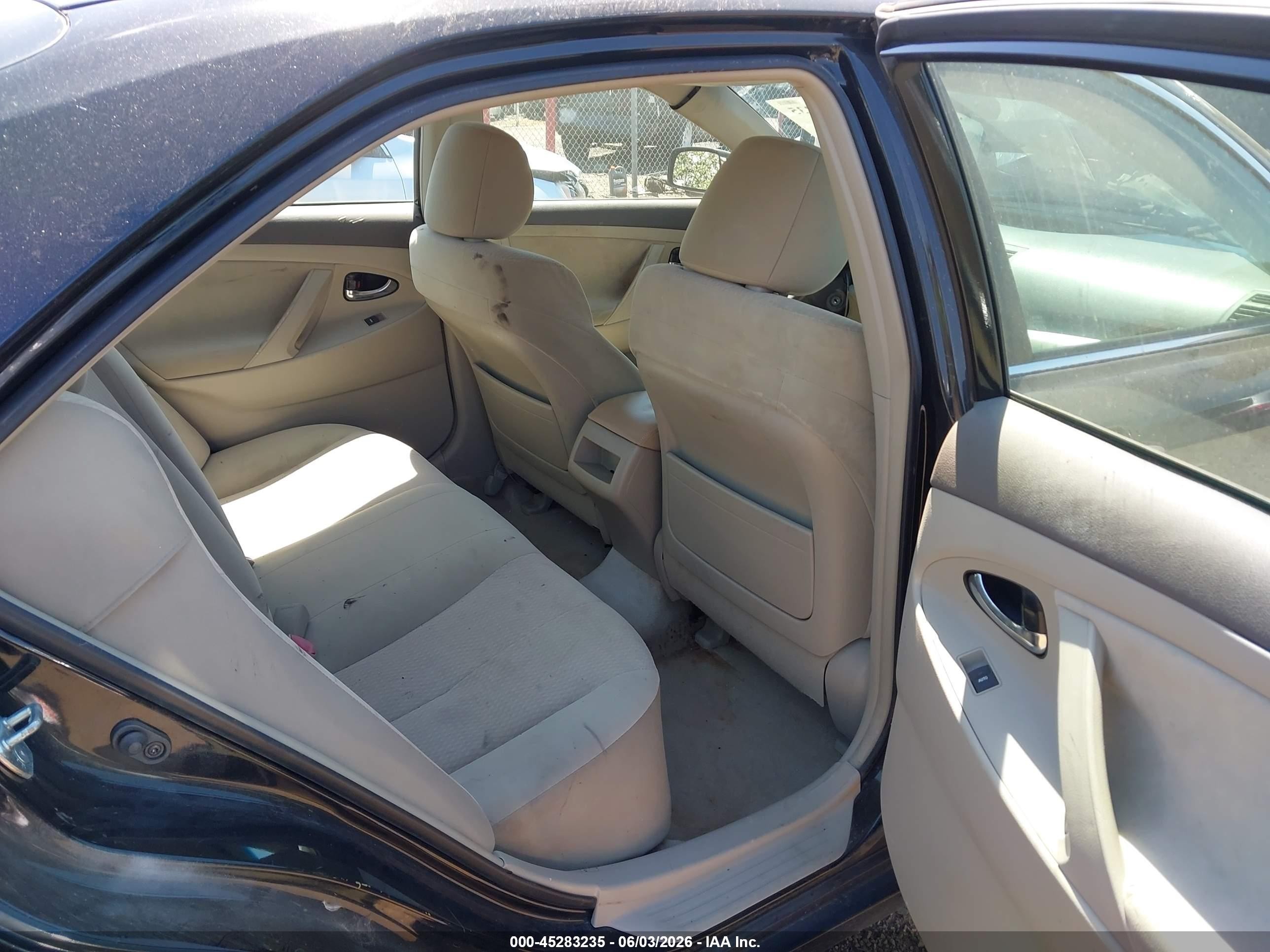 2011 Toyota Camry Le Black vin: 4T1BF3EK5BU222690