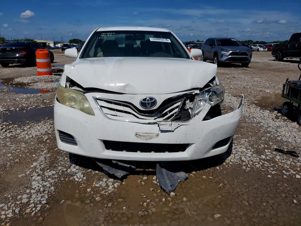 2011 Toyota Camry Le White vin: 4T1BF3EK5BU586575