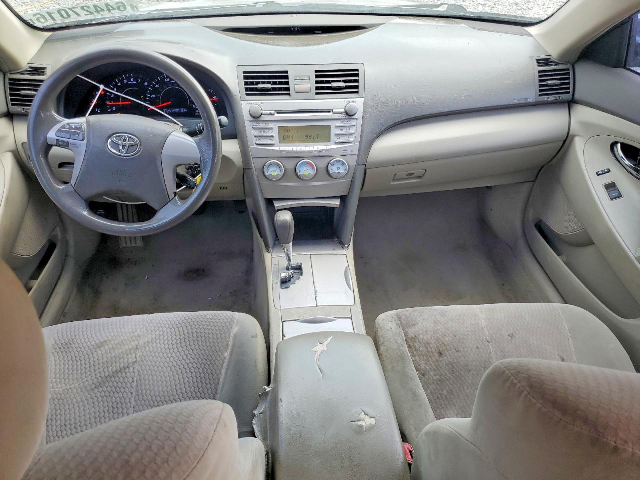2011 Toyota Camry Le Gray vin: 4T1BF3EK5BU588326