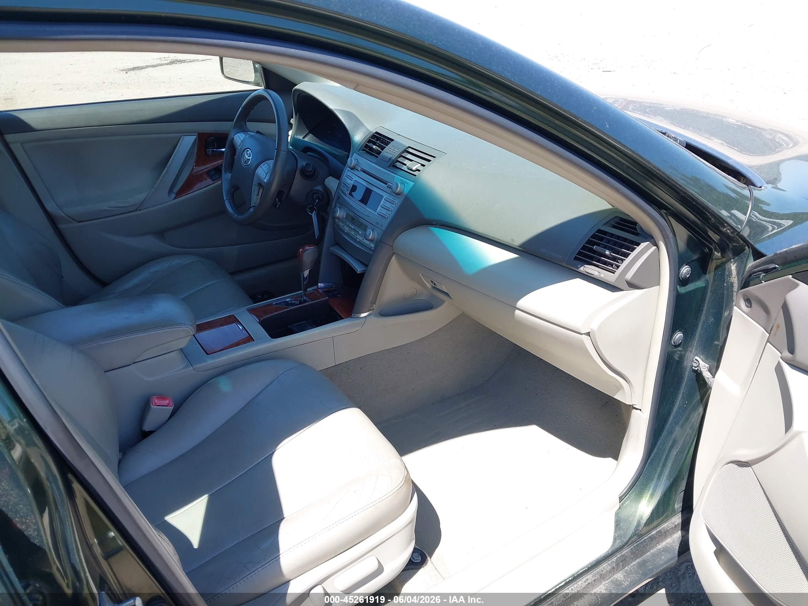 2011 Toyota Camry Xle Green vin: 4T1BF3EK5BU595356