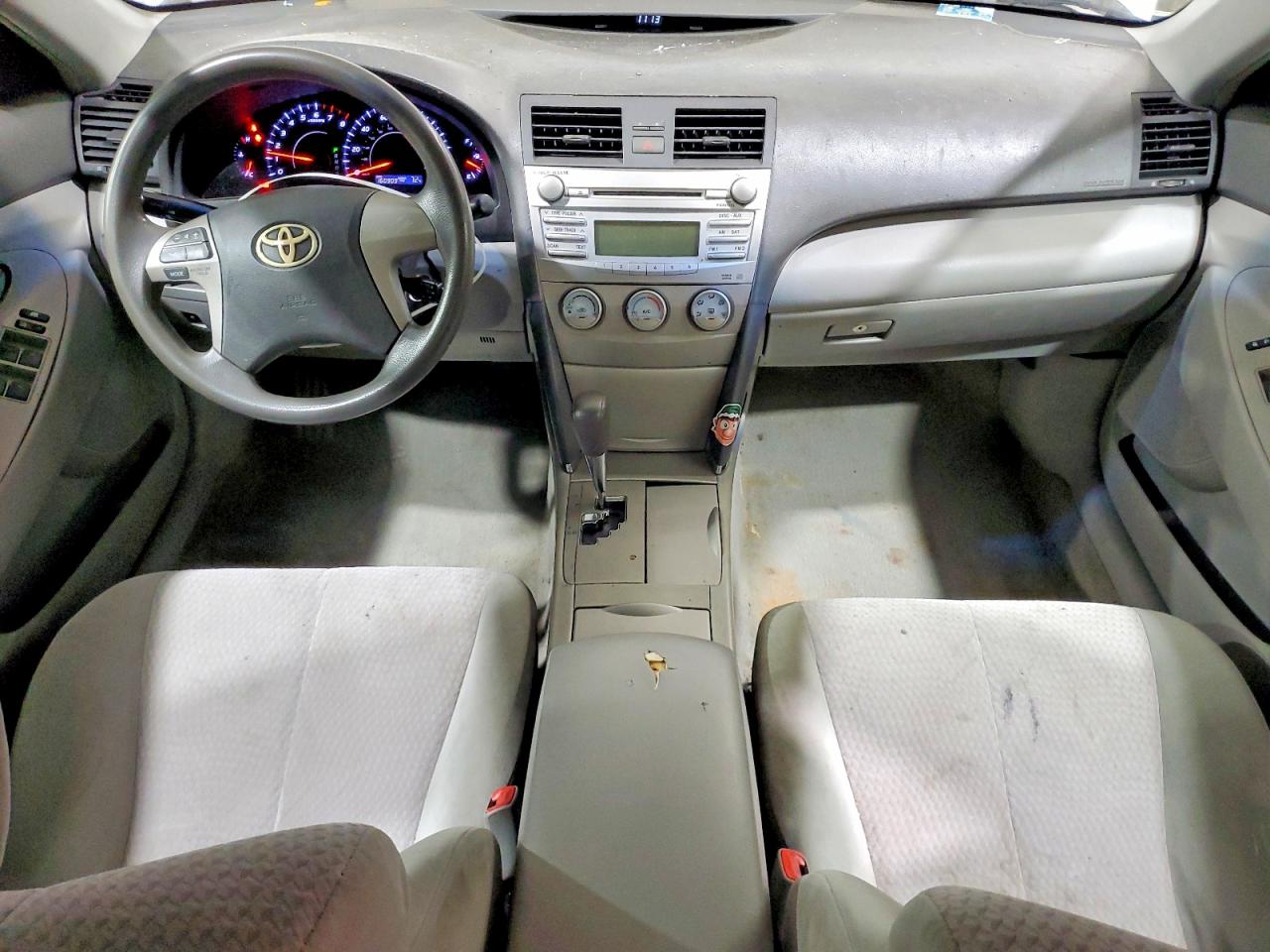 2011 Toyota Camry Base White vin: 4T1BF3EK5BU611135