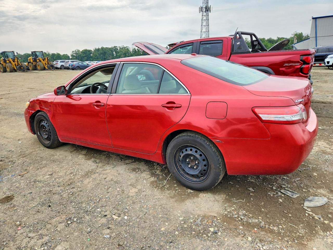 2011 Toyota Camry Le Red vin: 4T1BF3EK5BU613726