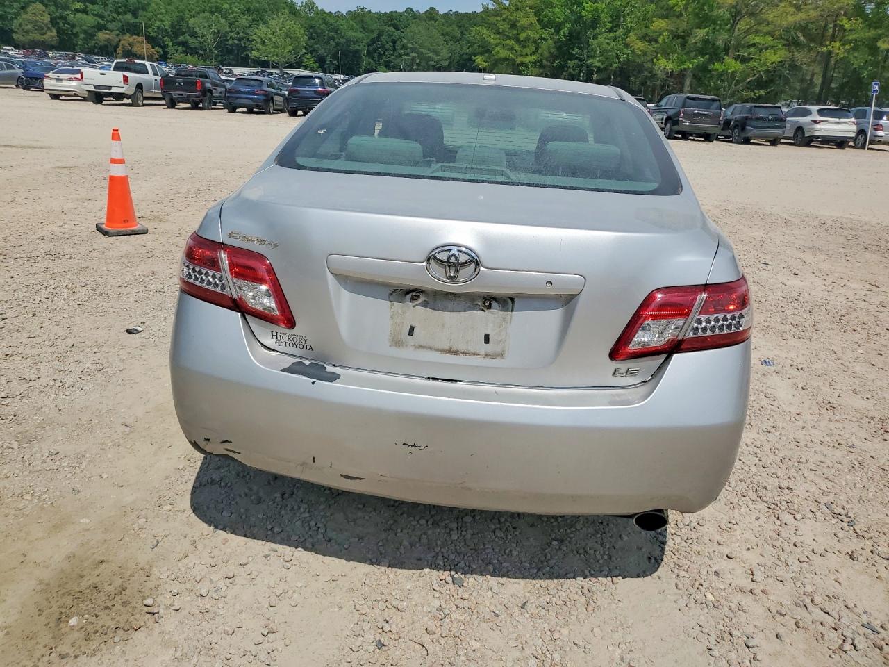 2011 Toyota Camry Le Silver vin: 4T1BF3EK5BU626086