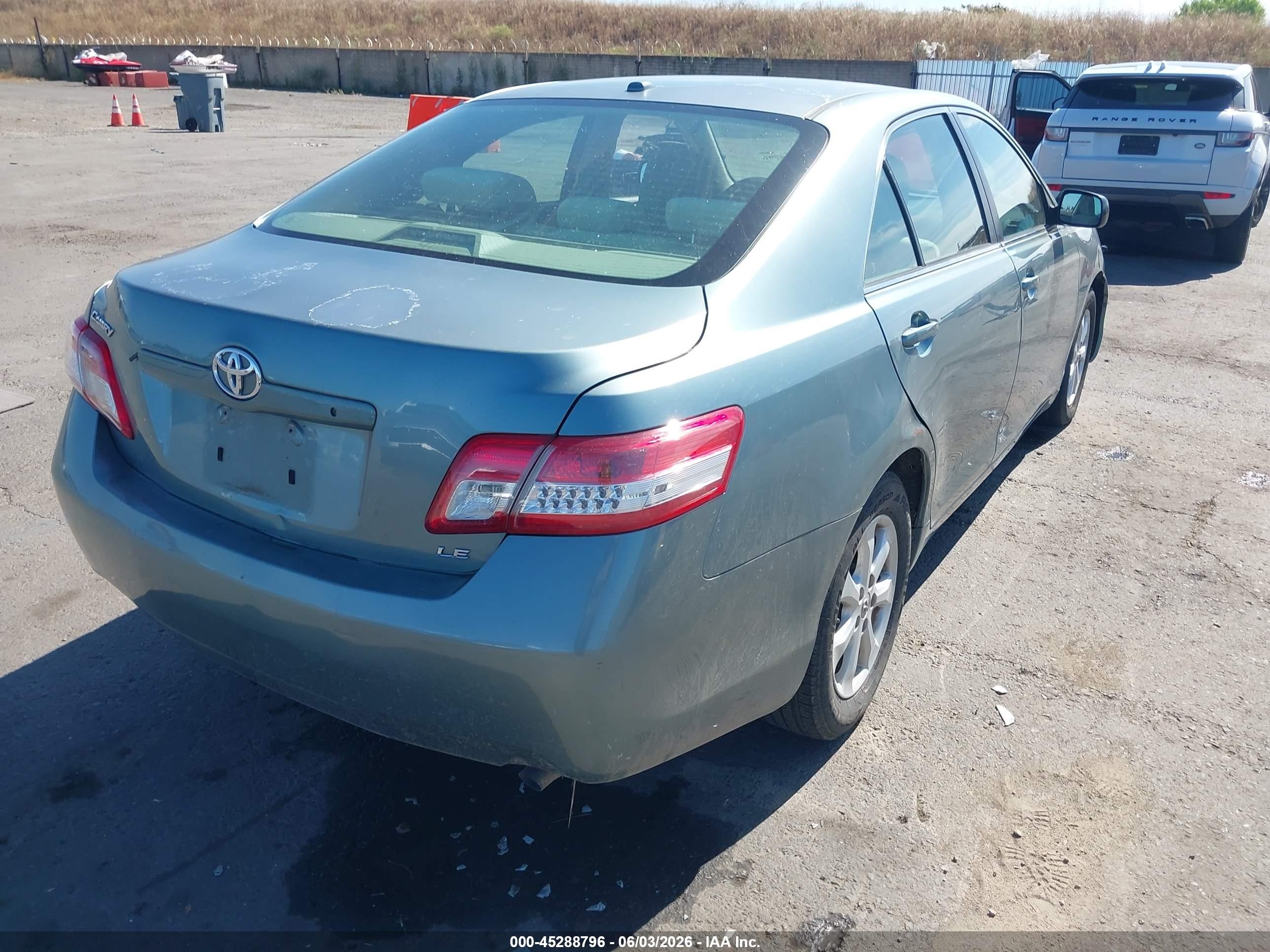 2011 Toyota Camry Le Turquoise vin: 4T1BF3EK5BU641784