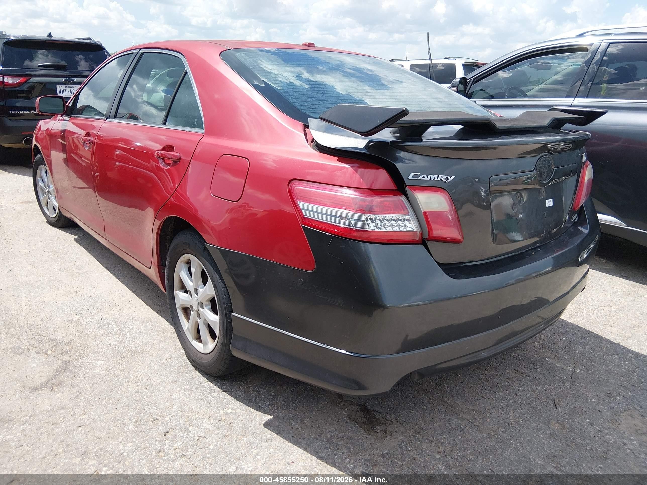 2011 Toyota Camry Le Красный vin: 4T1BF3EK5BU653188