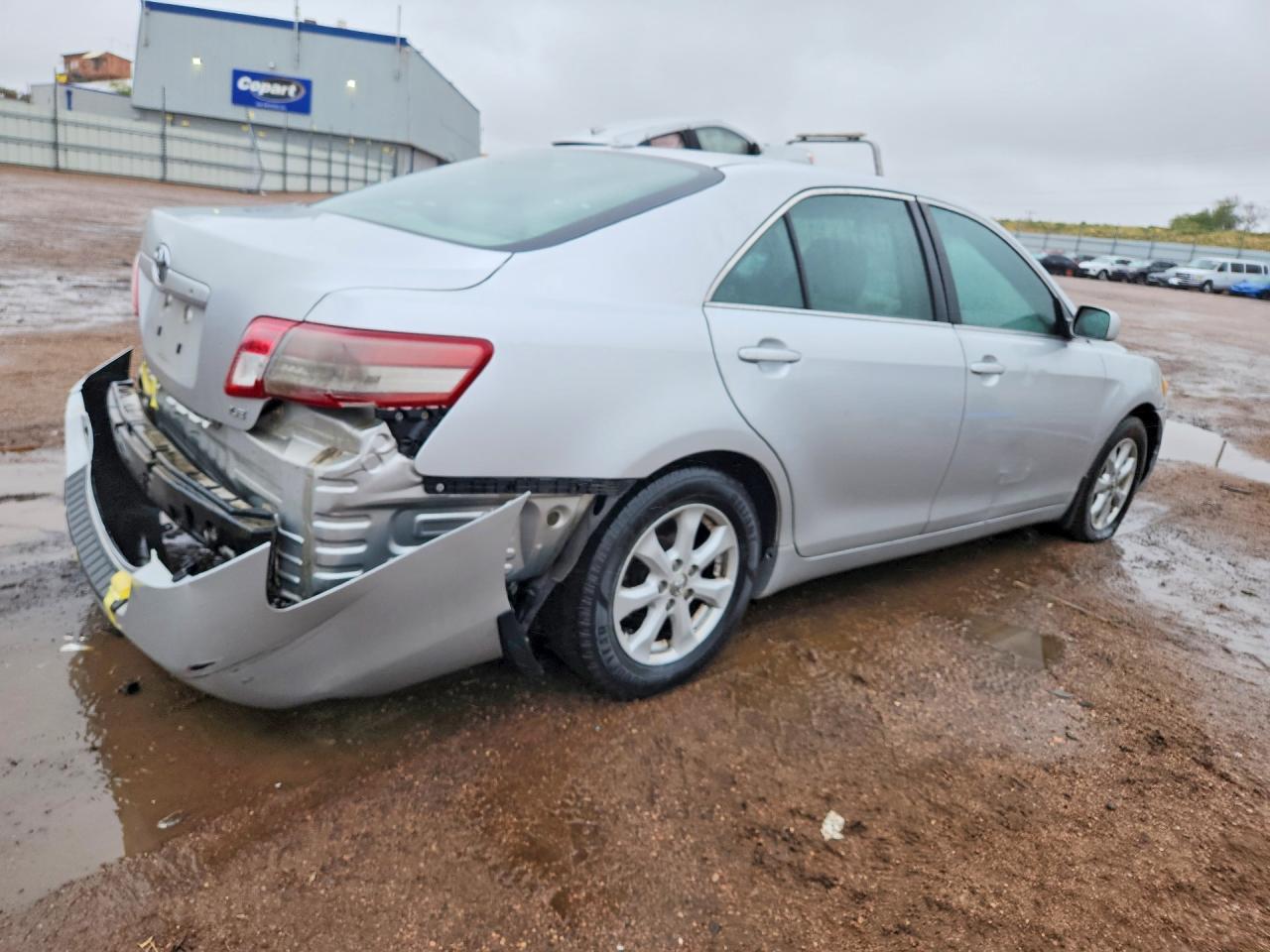 2011 Toyota Camry Le Silver vin: 4T1BF3EK5BU674476