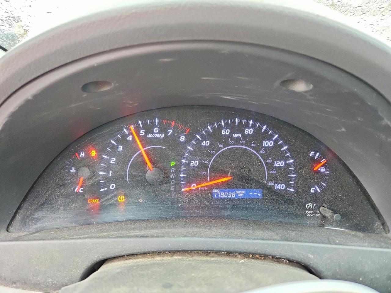 2011 Toyota Camry Le Silver vin: 4T1BF3EK5BU674476