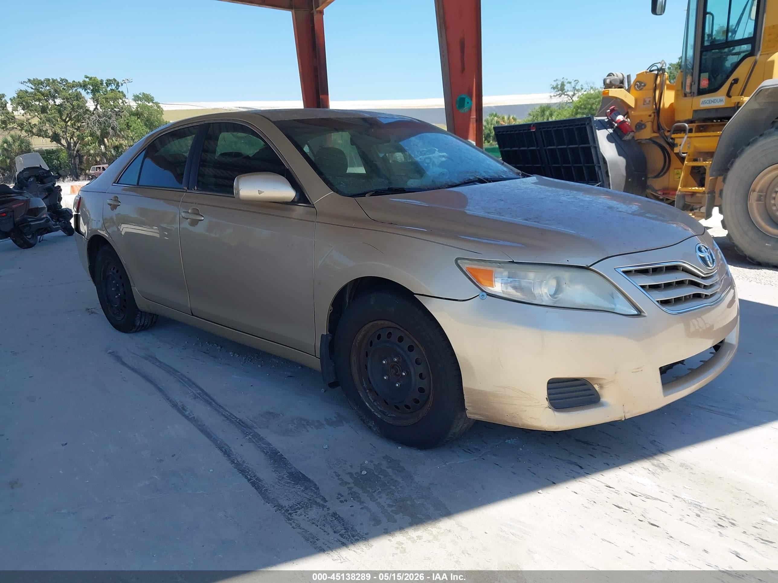 4T1BF3EK5BU696199