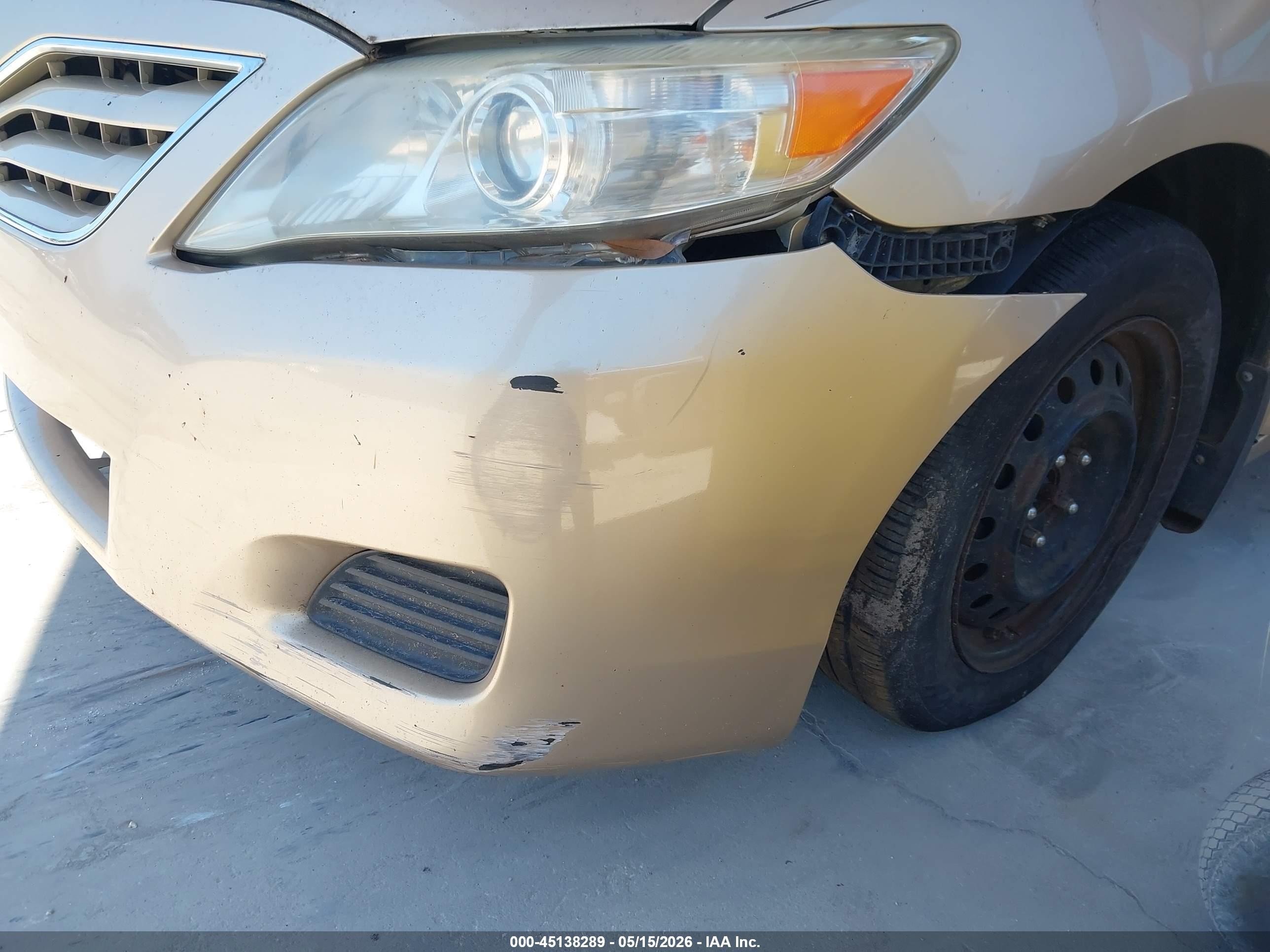 2011 Toyota Camry Le Золотой vin: 4T1BF3EK5BU696199
