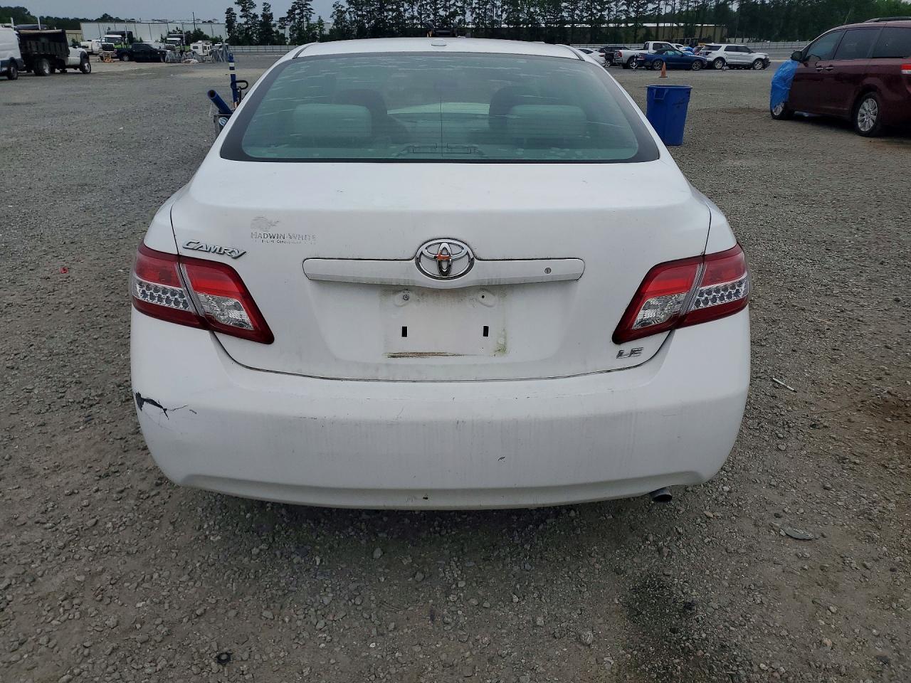 2011 Toyota Camry Le White vin: 4T1BF3EK5BU702003