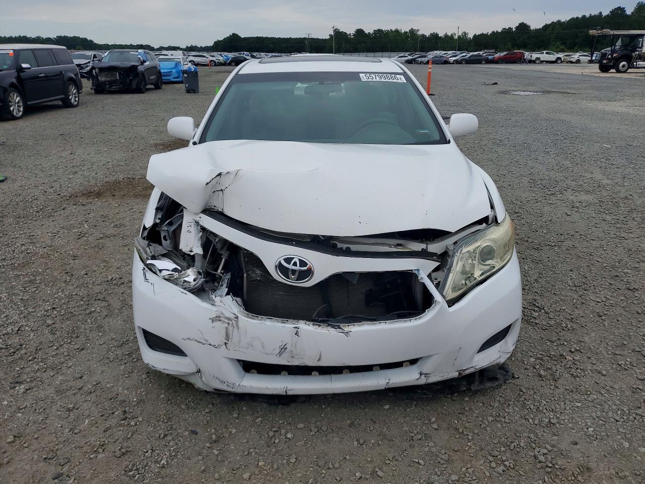 2011 Toyota Camry Le White vin: 4T1BF3EK5BU702003