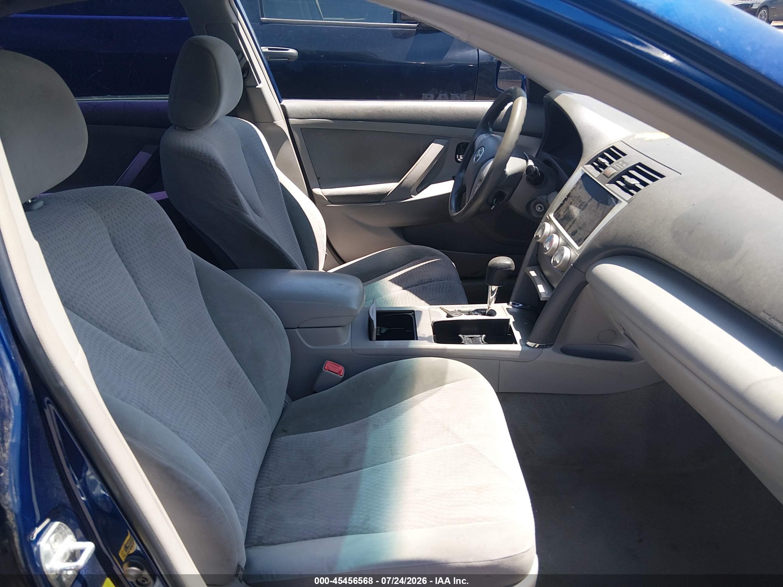 2011 Toyota Camry Le Blue vin: 4T1BF3EK5BU715530