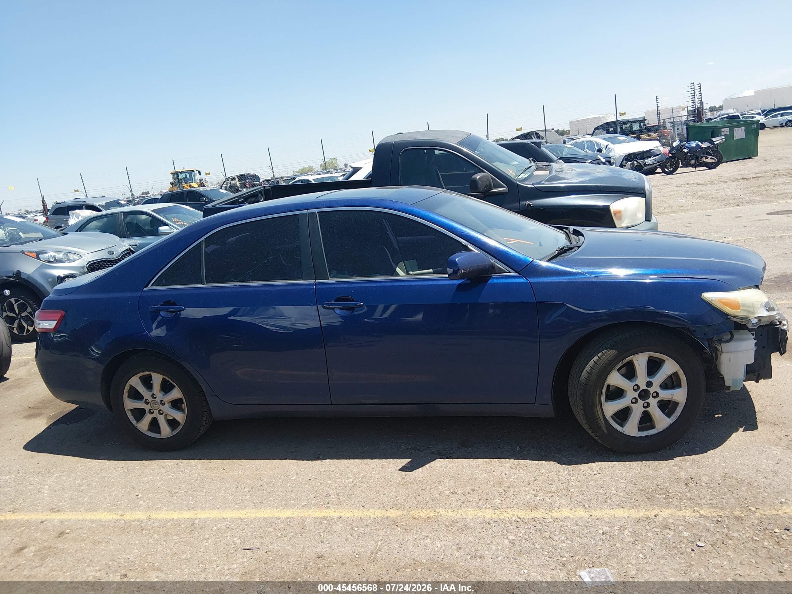 2011 Toyota Camry Le Blue vin: 4T1BF3EK5BU715530