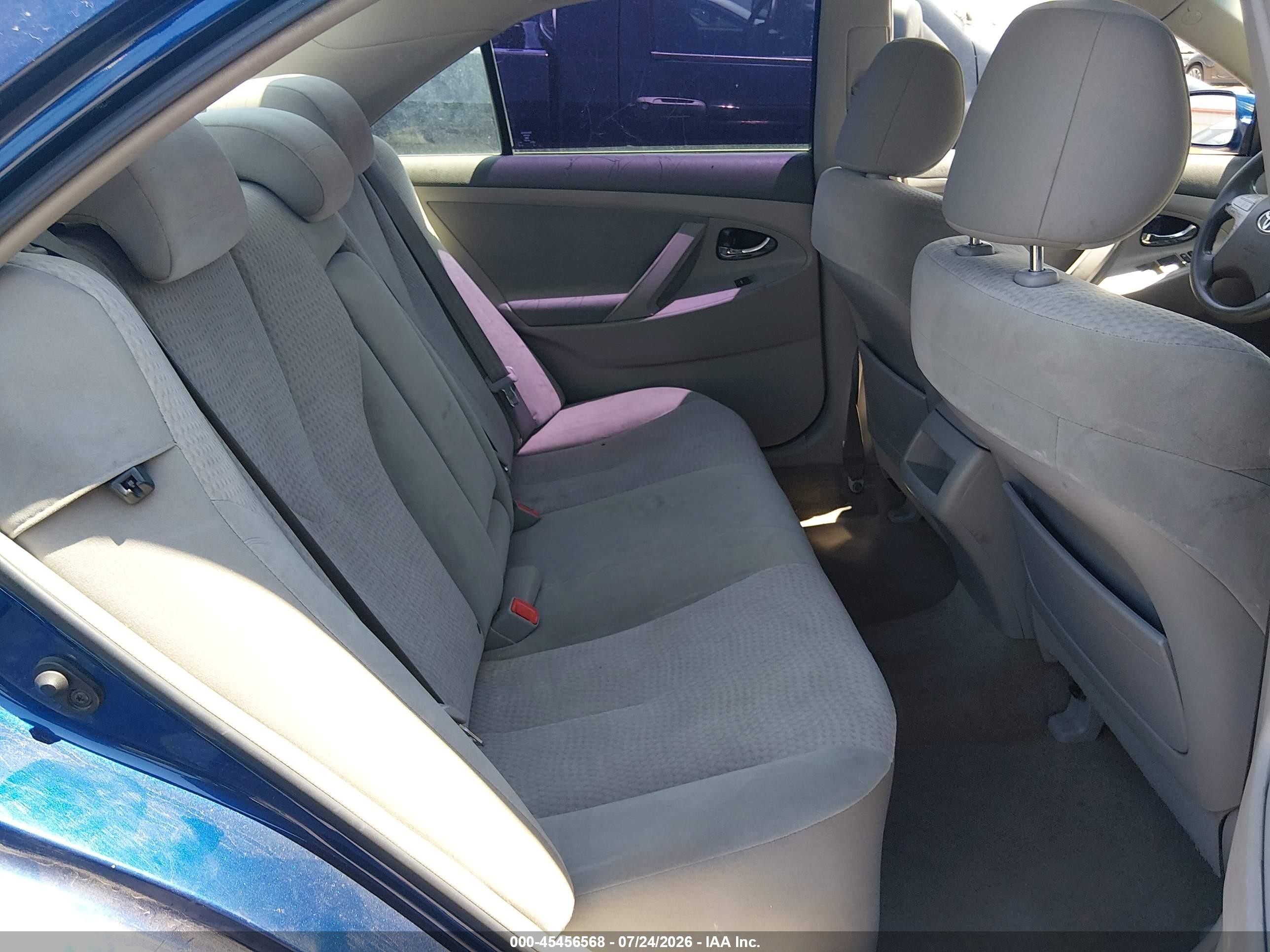 2011 Toyota Camry Le Blue vin: 4T1BF3EK5BU715530