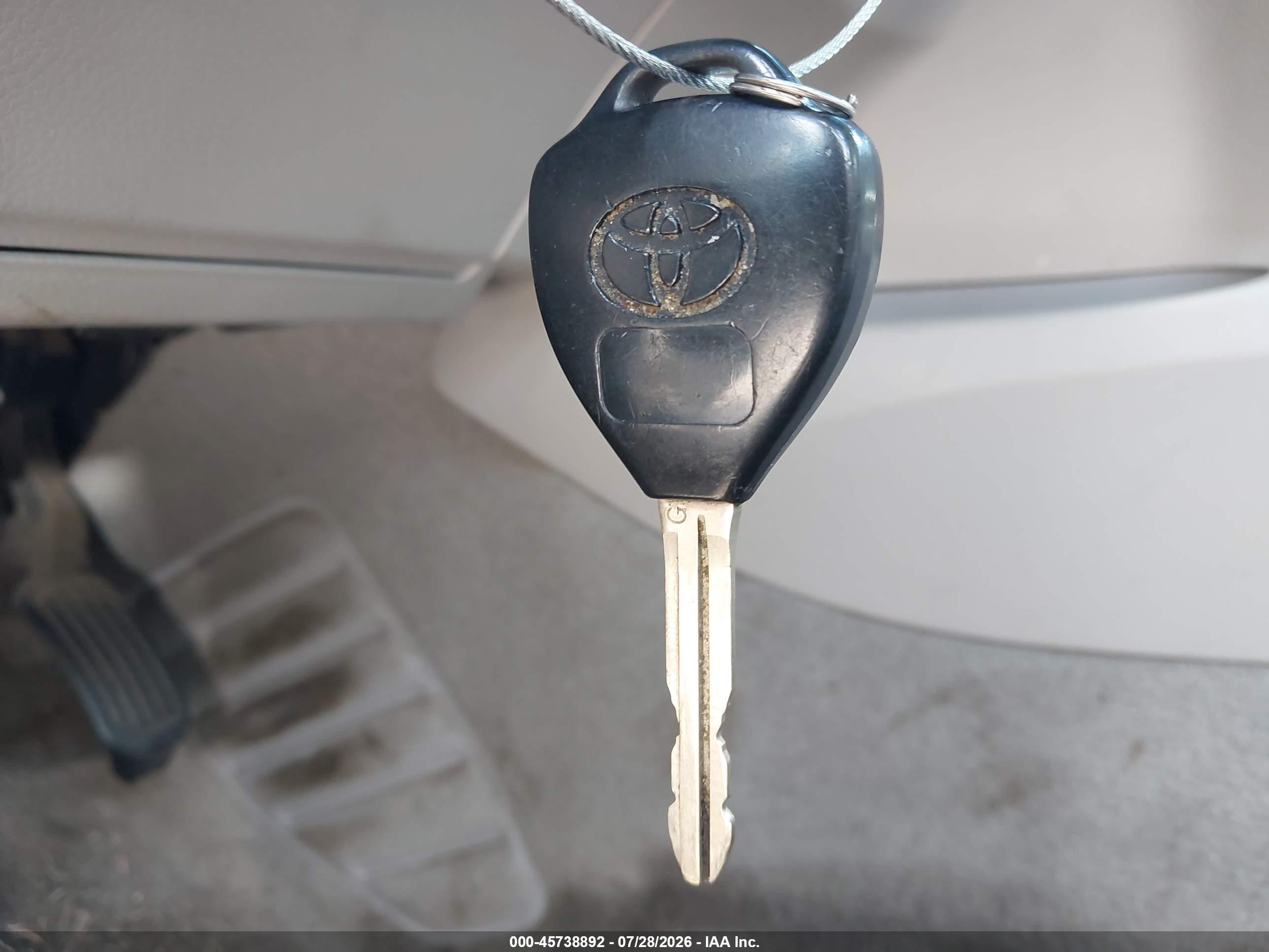 2011 Toyota Camry Le Silver vin: 4T1BF3EK5BU716743