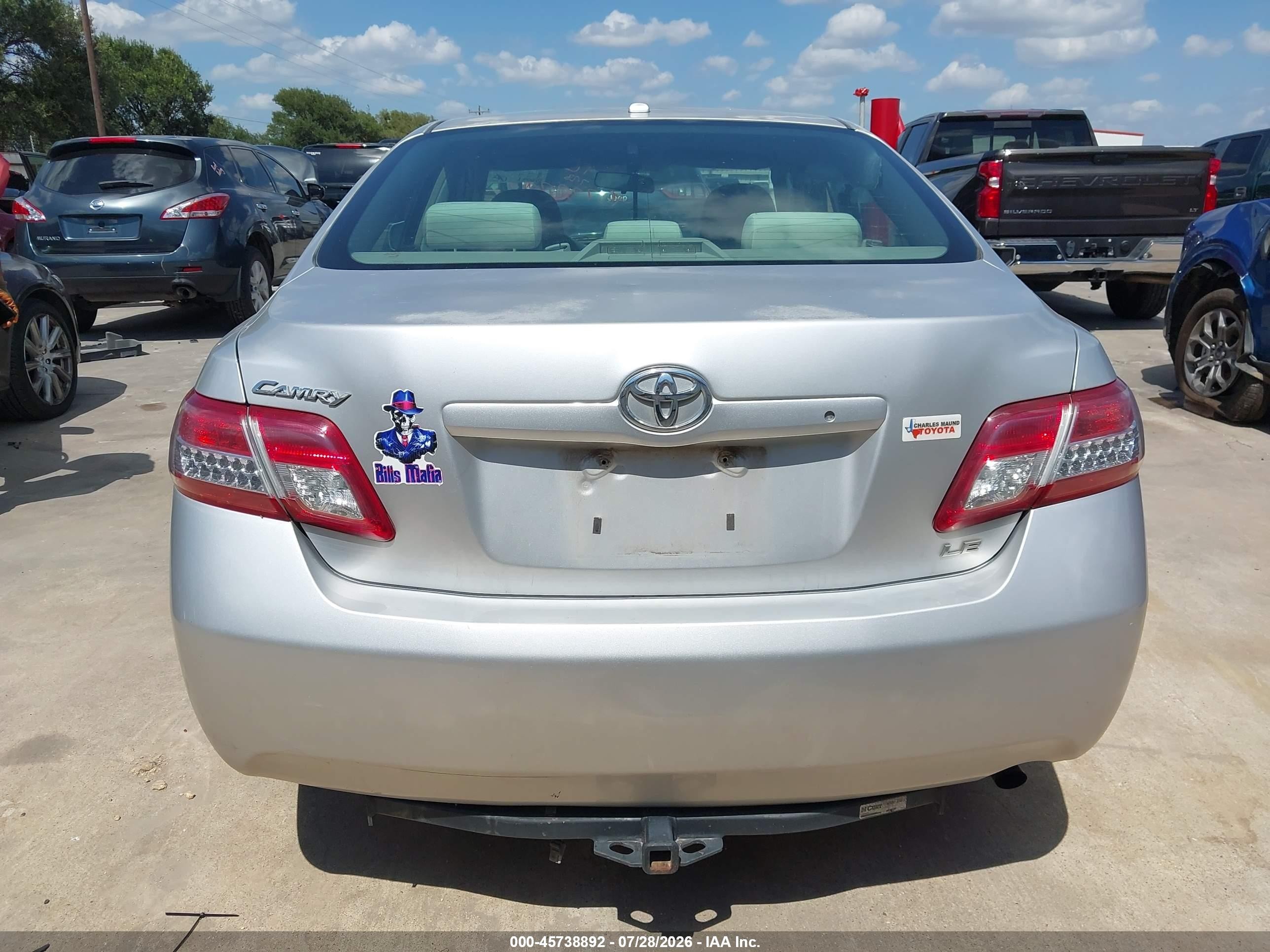 2011 Toyota Camry Le Silver vin: 4T1BF3EK5BU716743