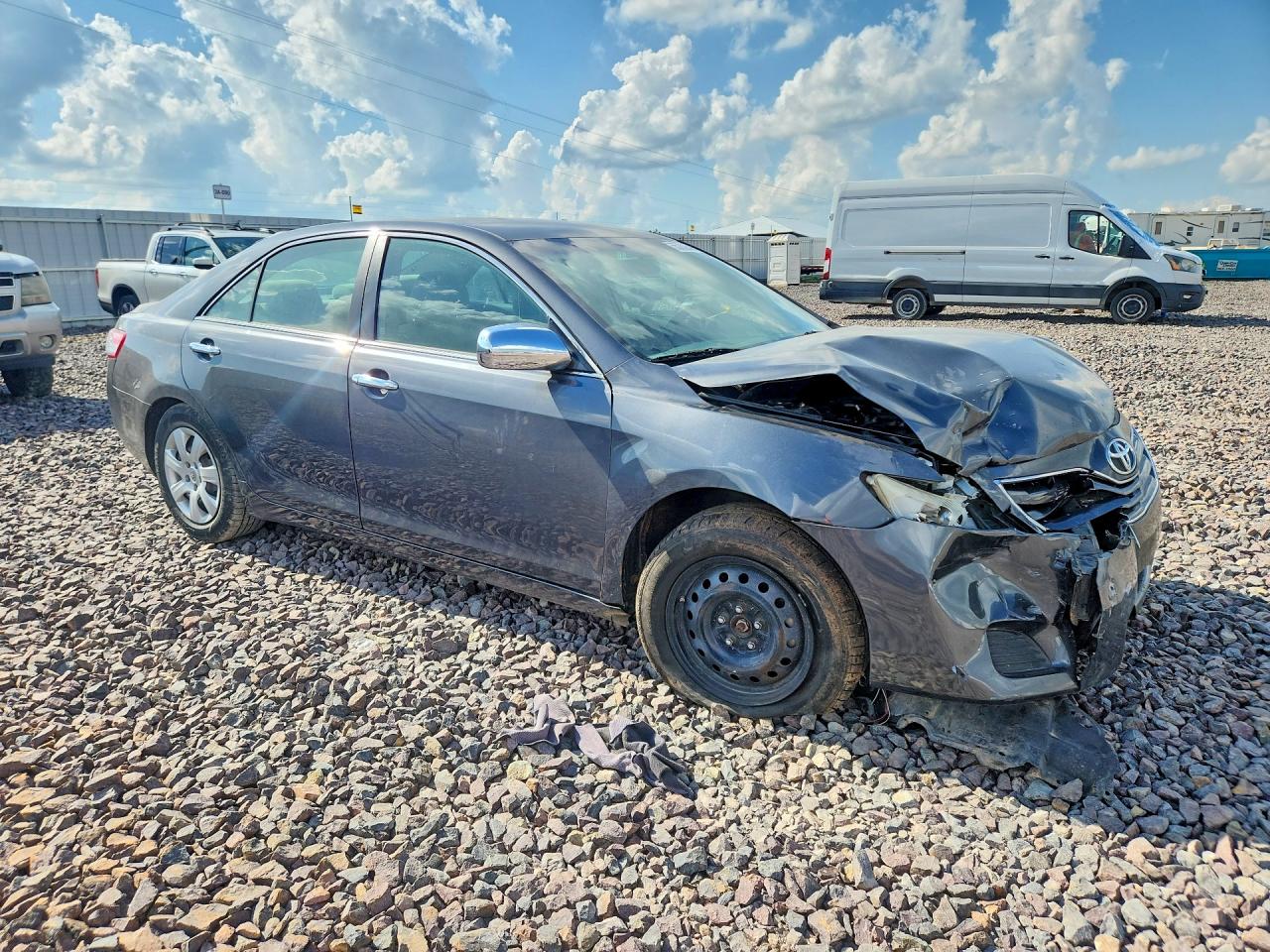2011 Toyota Camry Le Gray vin: 4T1BF3EK5BU718914