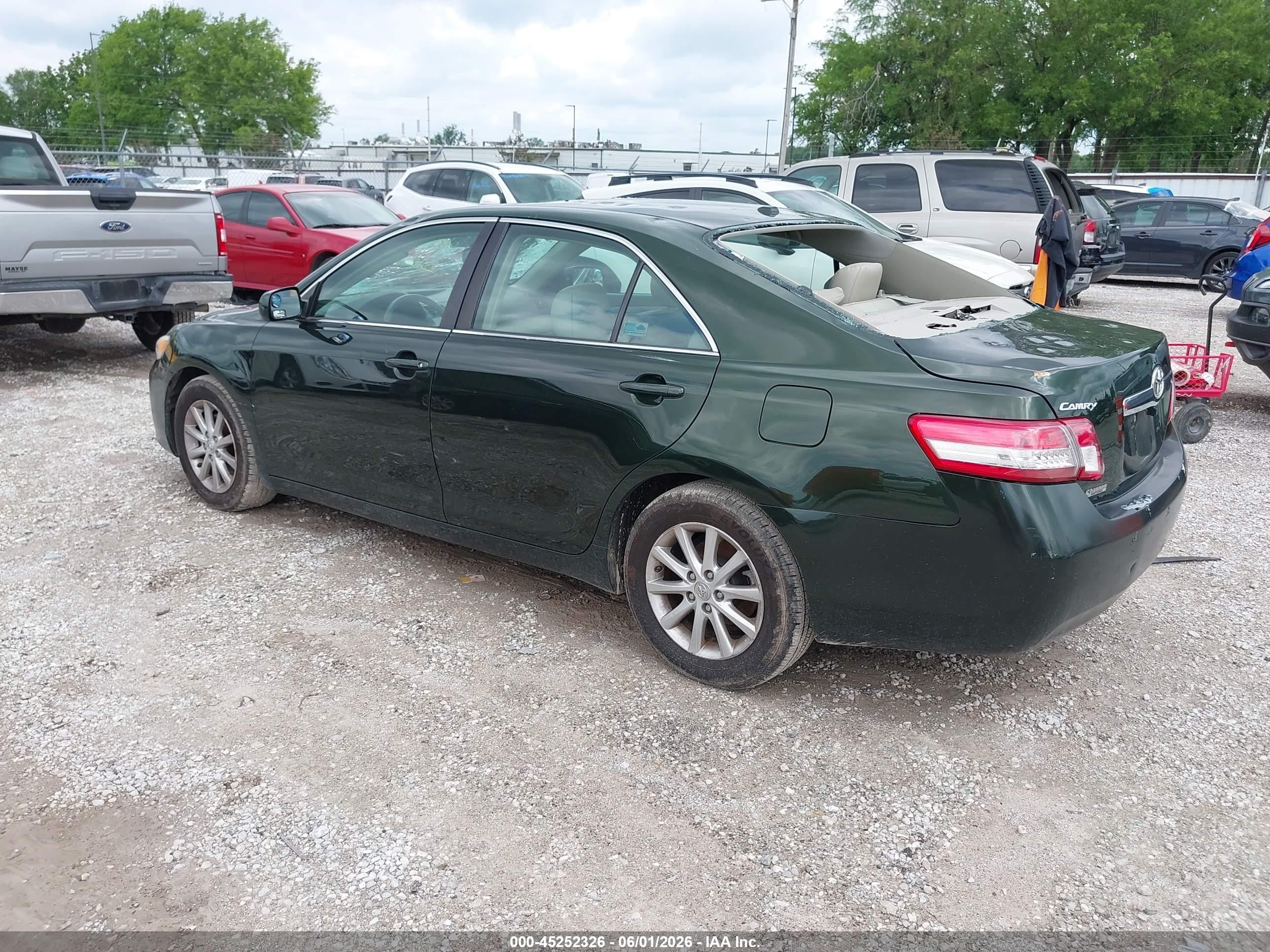 2011 Toyota Camry Xle Green vin: 4T1BF3EK5BU732067