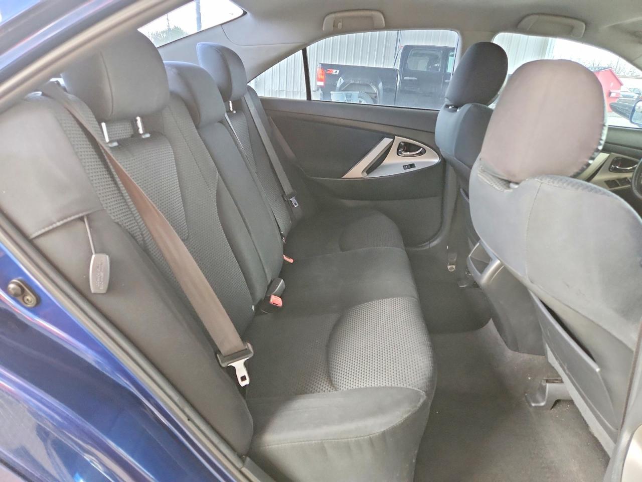 2011 Toyota Camry Base Blue vin: 4T1BF3EK5BU732635