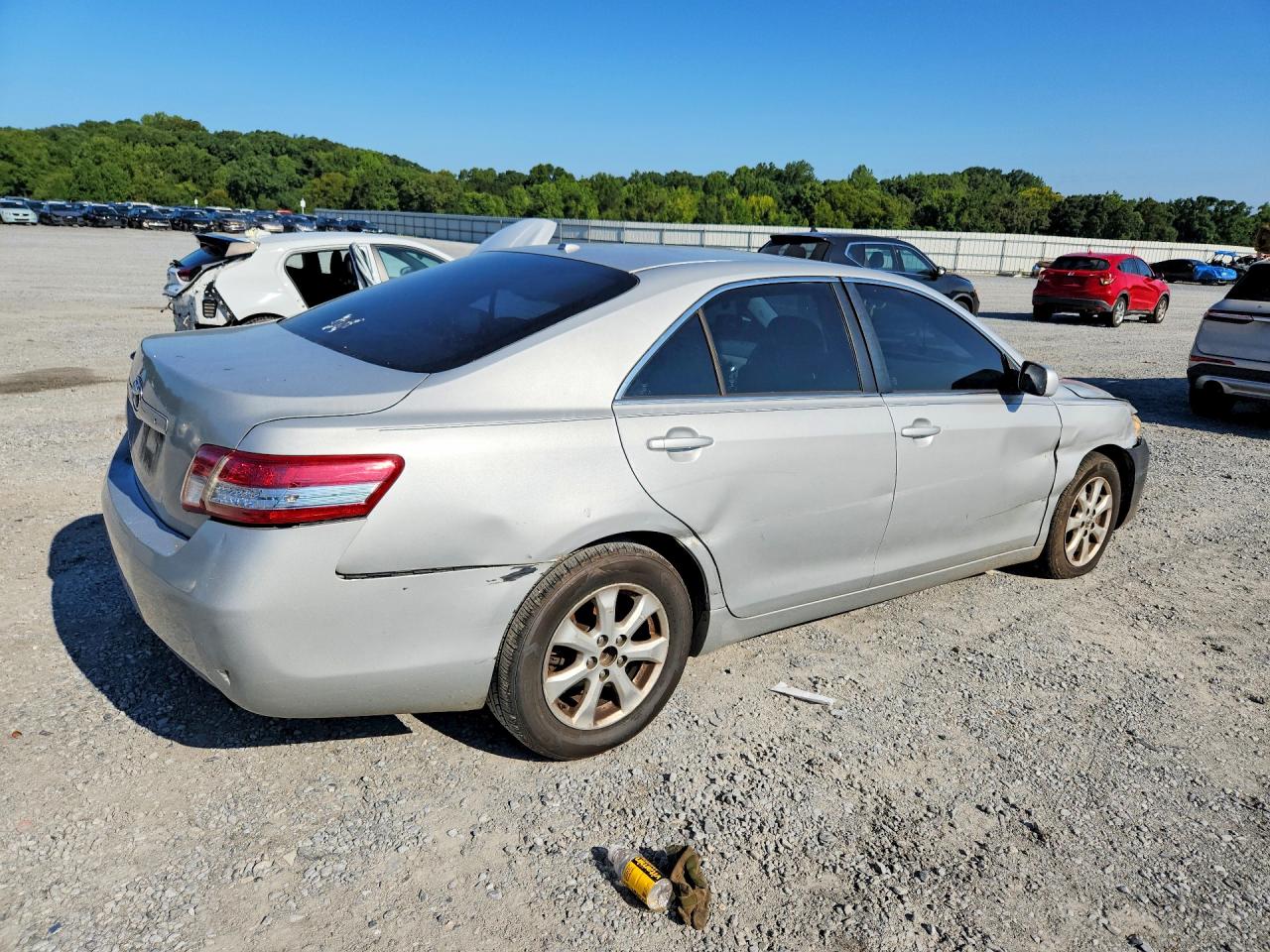 2011 Toyota Camry Le Silver vin: 4T1BF3EK5BU742386