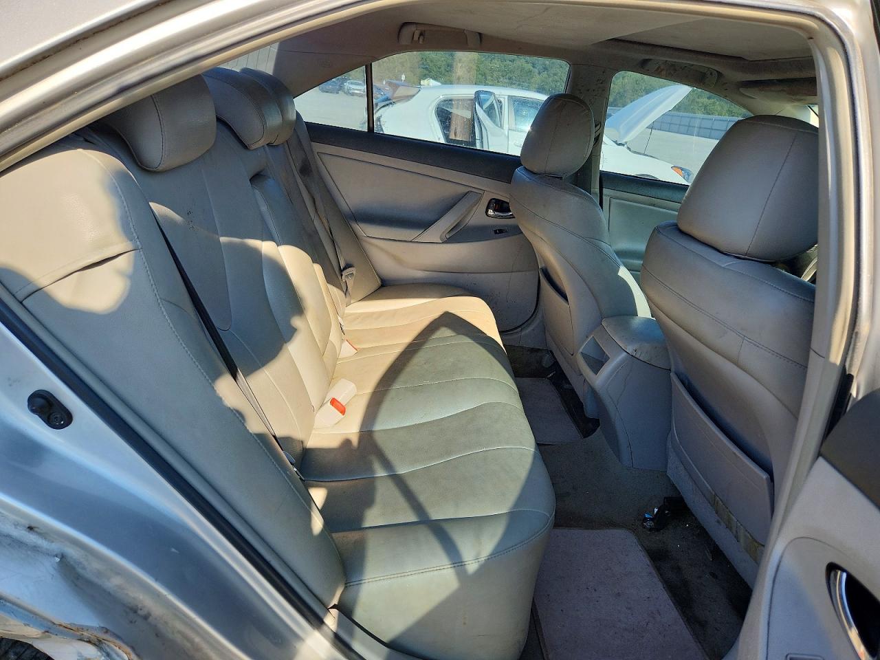 2011 Toyota Camry Le Silver vin: 4T1BF3EK5BU742386