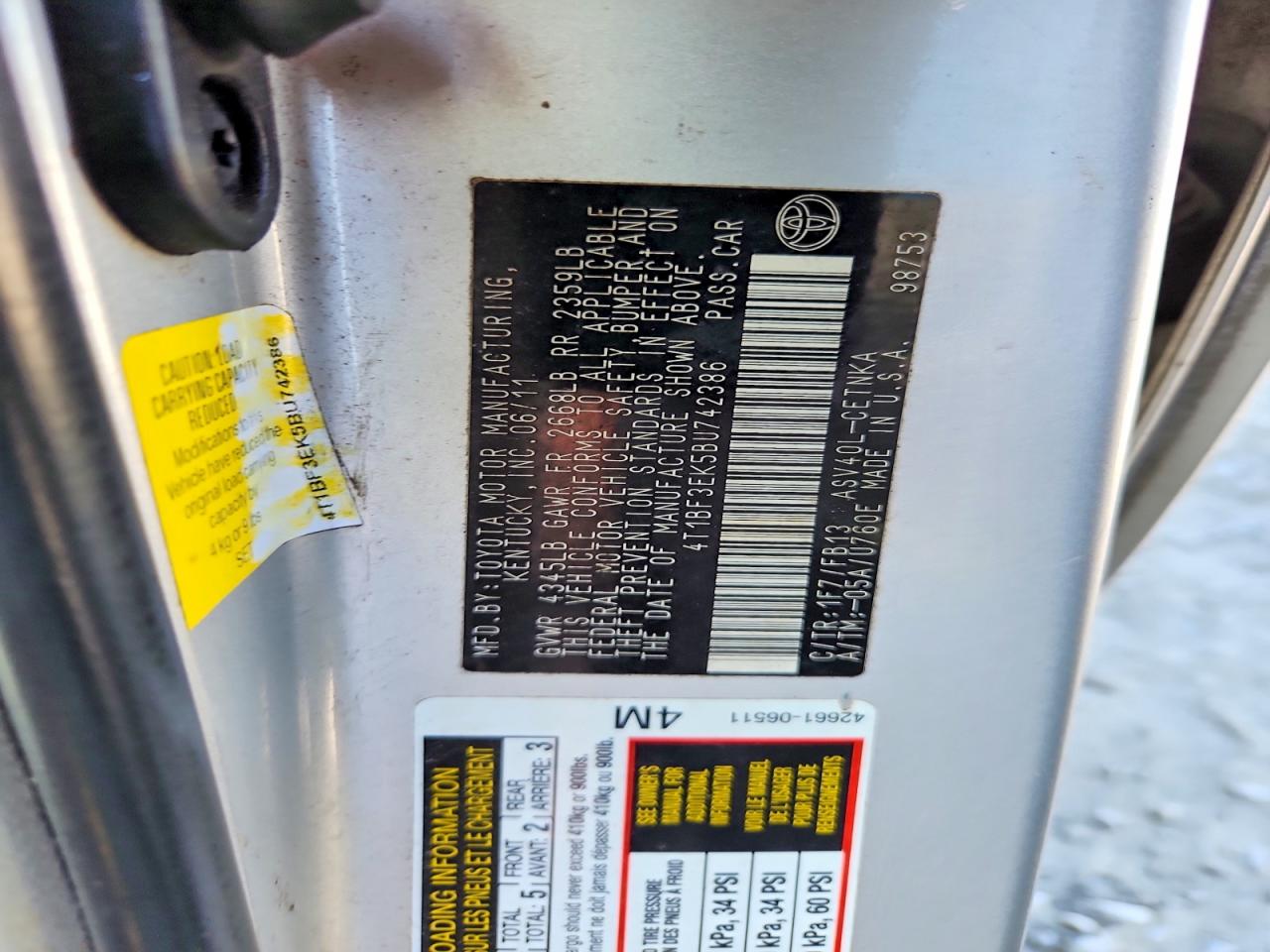 2011 Toyota Camry Le Silver vin: 4T1BF3EK5BU742386