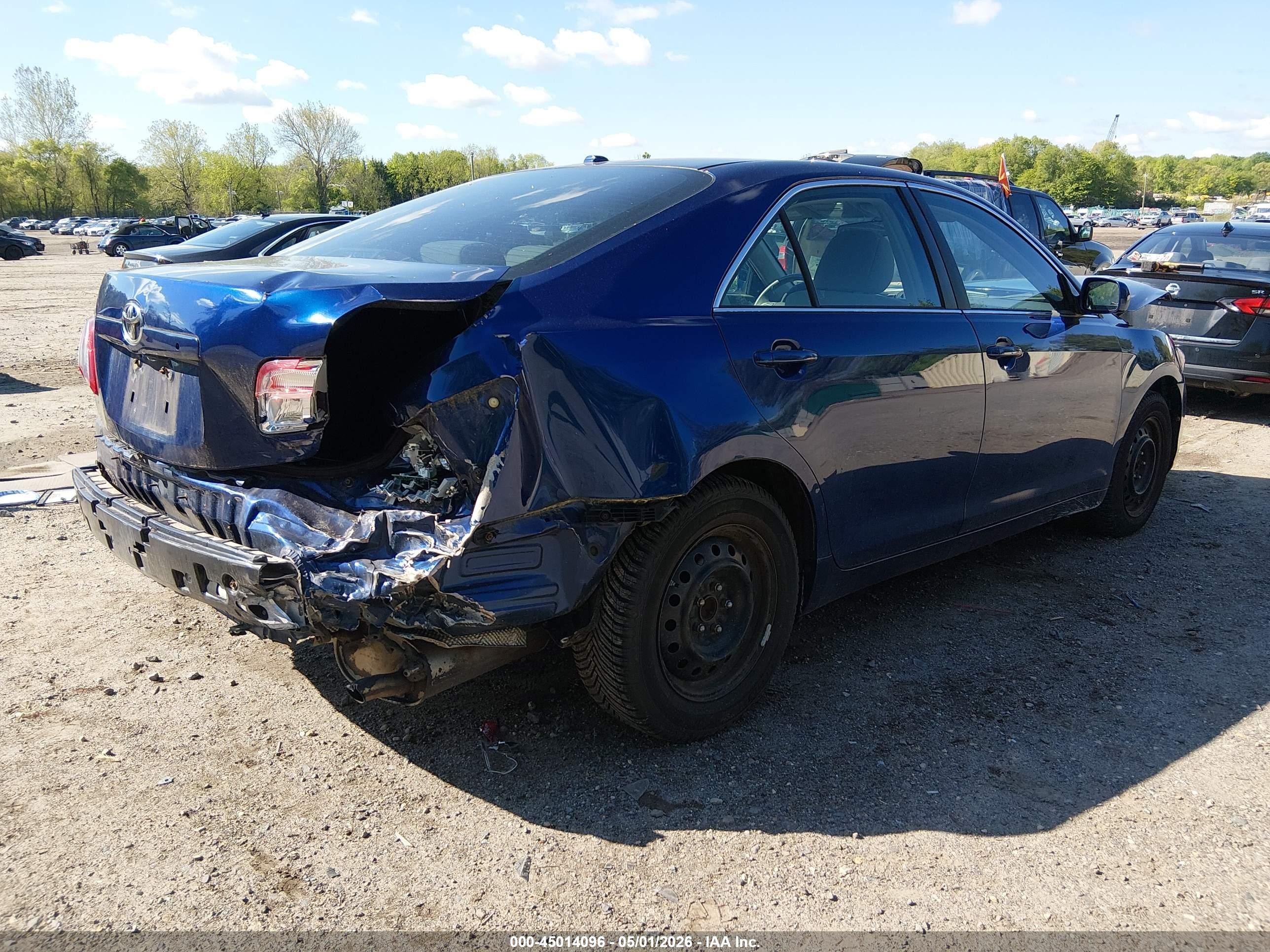 2011 Toyota Camry Le Синий vin: 4T1BF3EK5BU743005