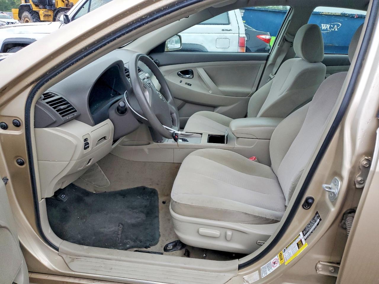 2011 Toyota Camry Le Tan vin: 4T1BF3EK5BU768048