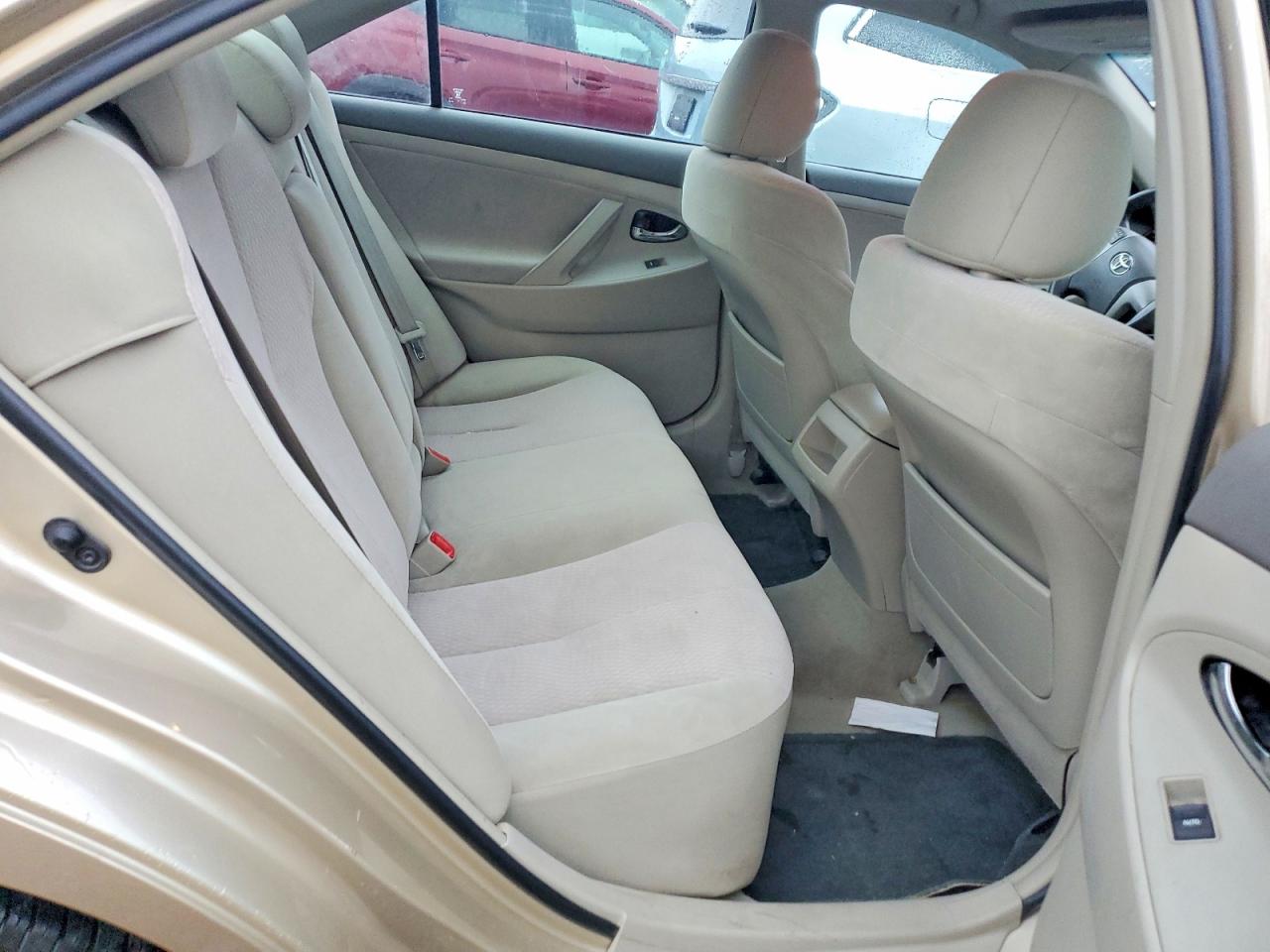 2011 Toyota Camry Le Tan vin: 4T1BF3EK5BU768048