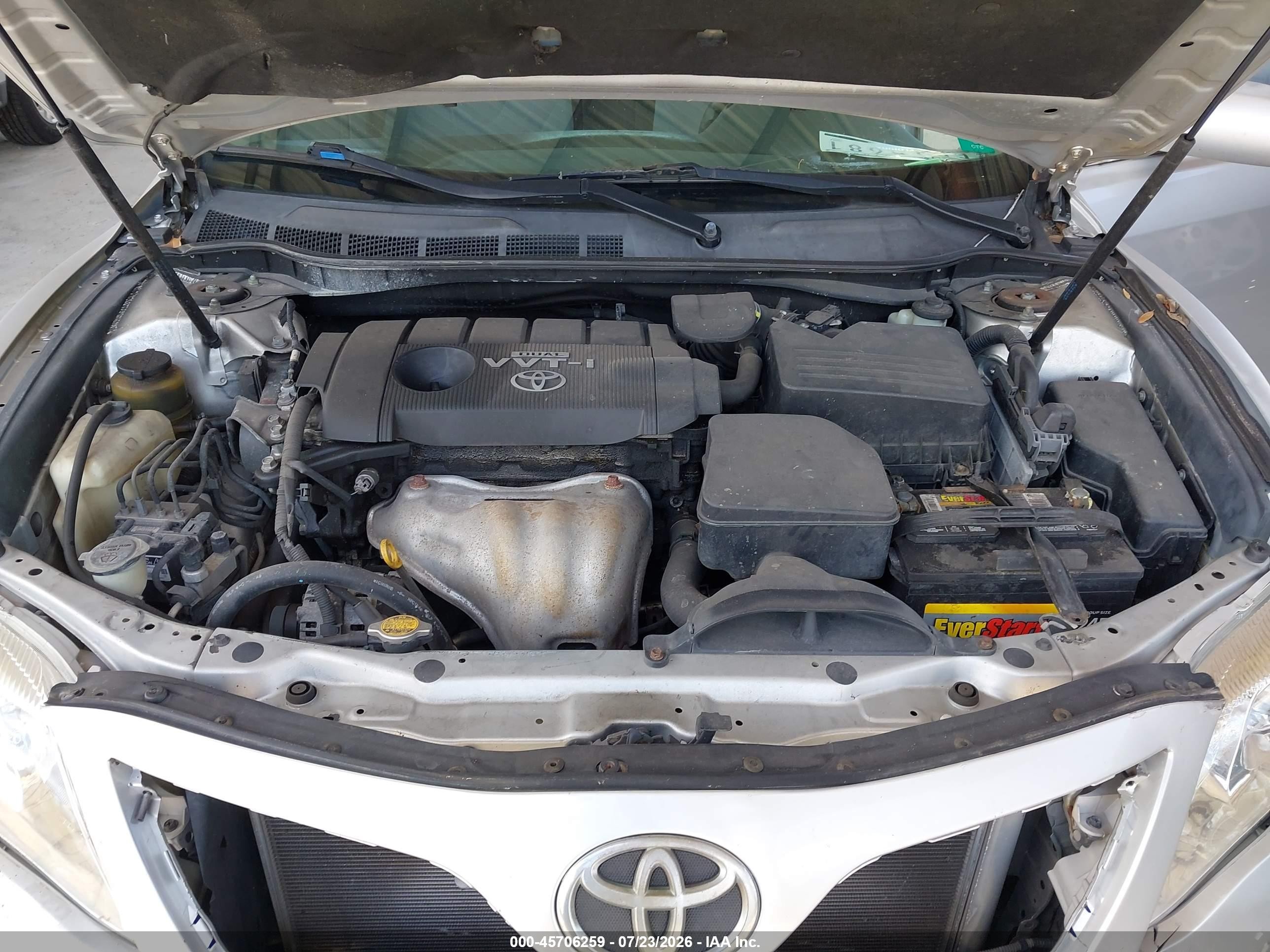 2010 Toyota Camry Le Silver vin: 4T1BF3EK6AU006748