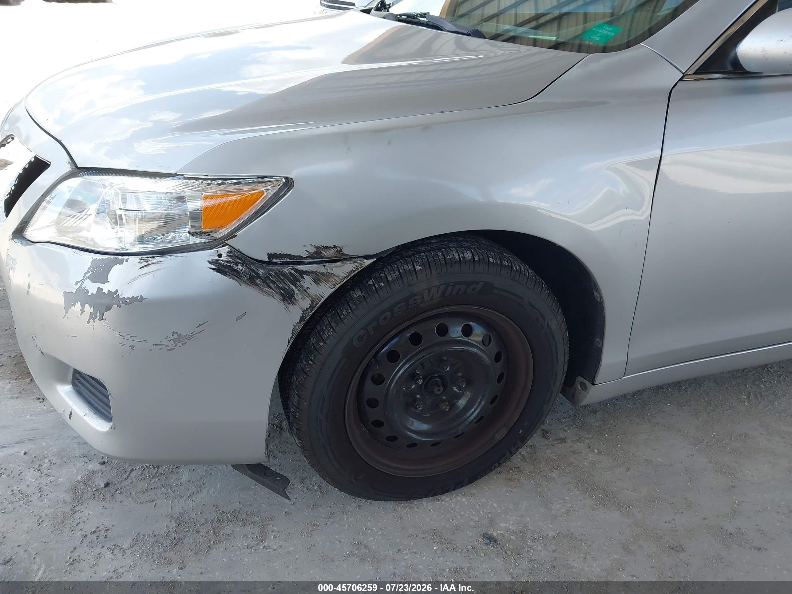 2010 Toyota Camry Le Silver vin: 4T1BF3EK6AU006748