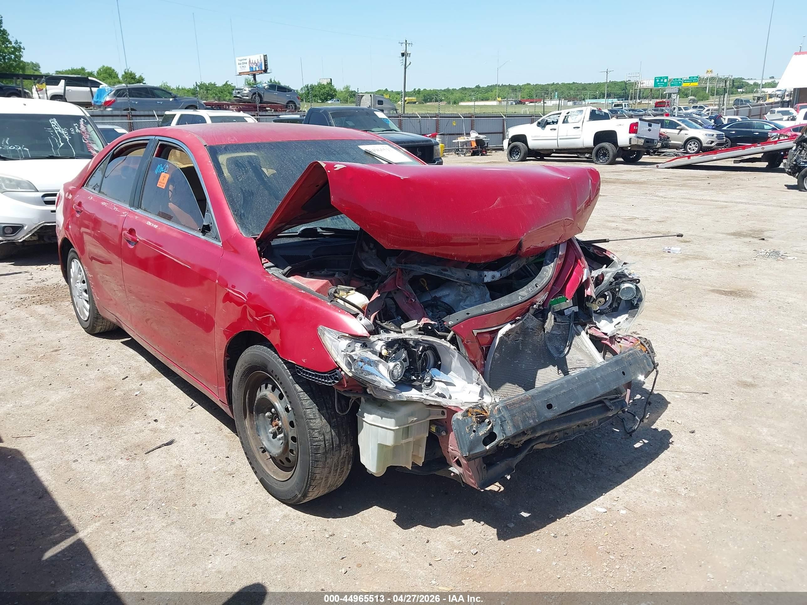 2010 Toyota Camry Le Red vin: 4T1BF3EK6AU028023