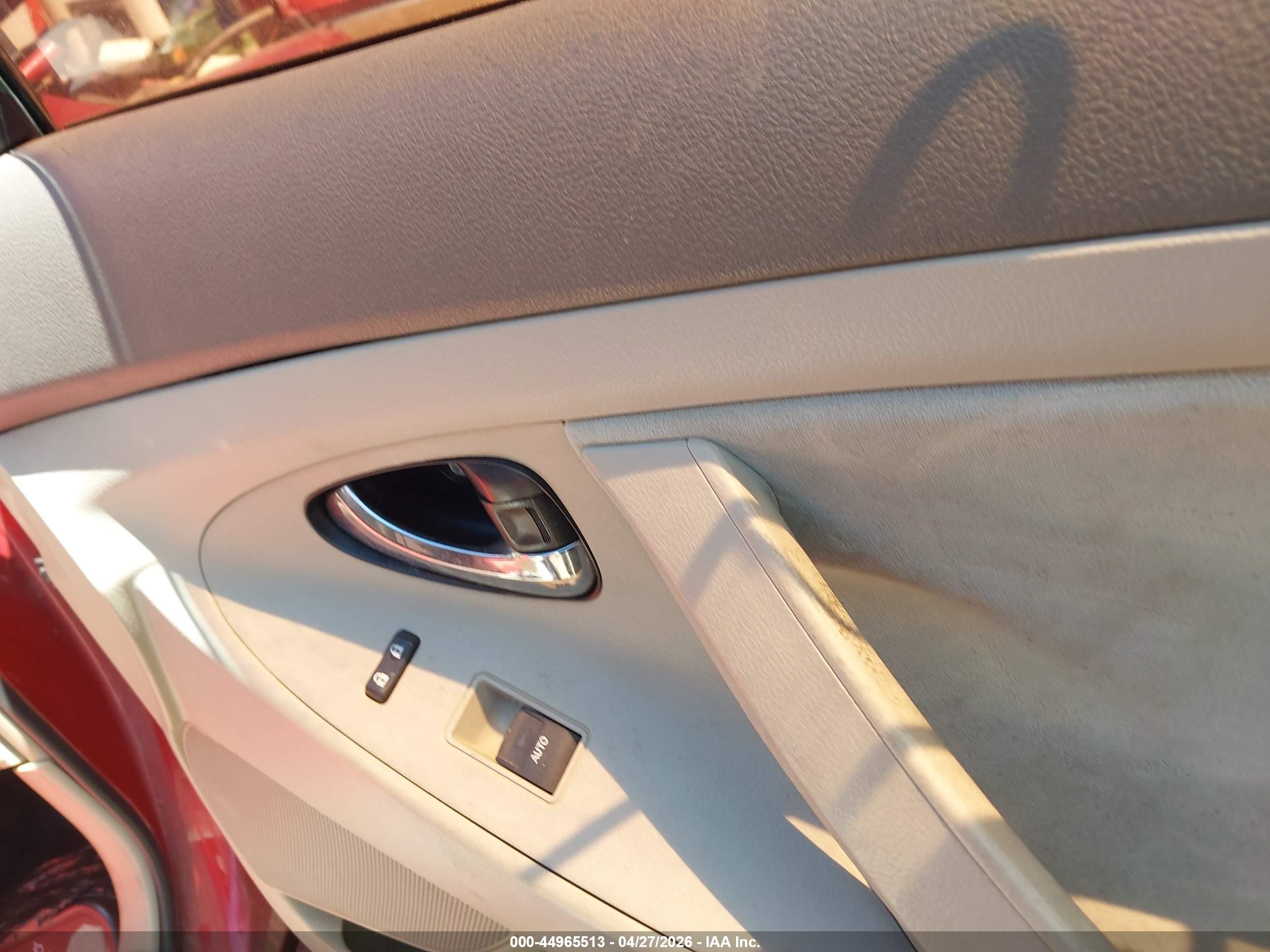 2010 Toyota Camry Le Red vin: 4T1BF3EK6AU028023