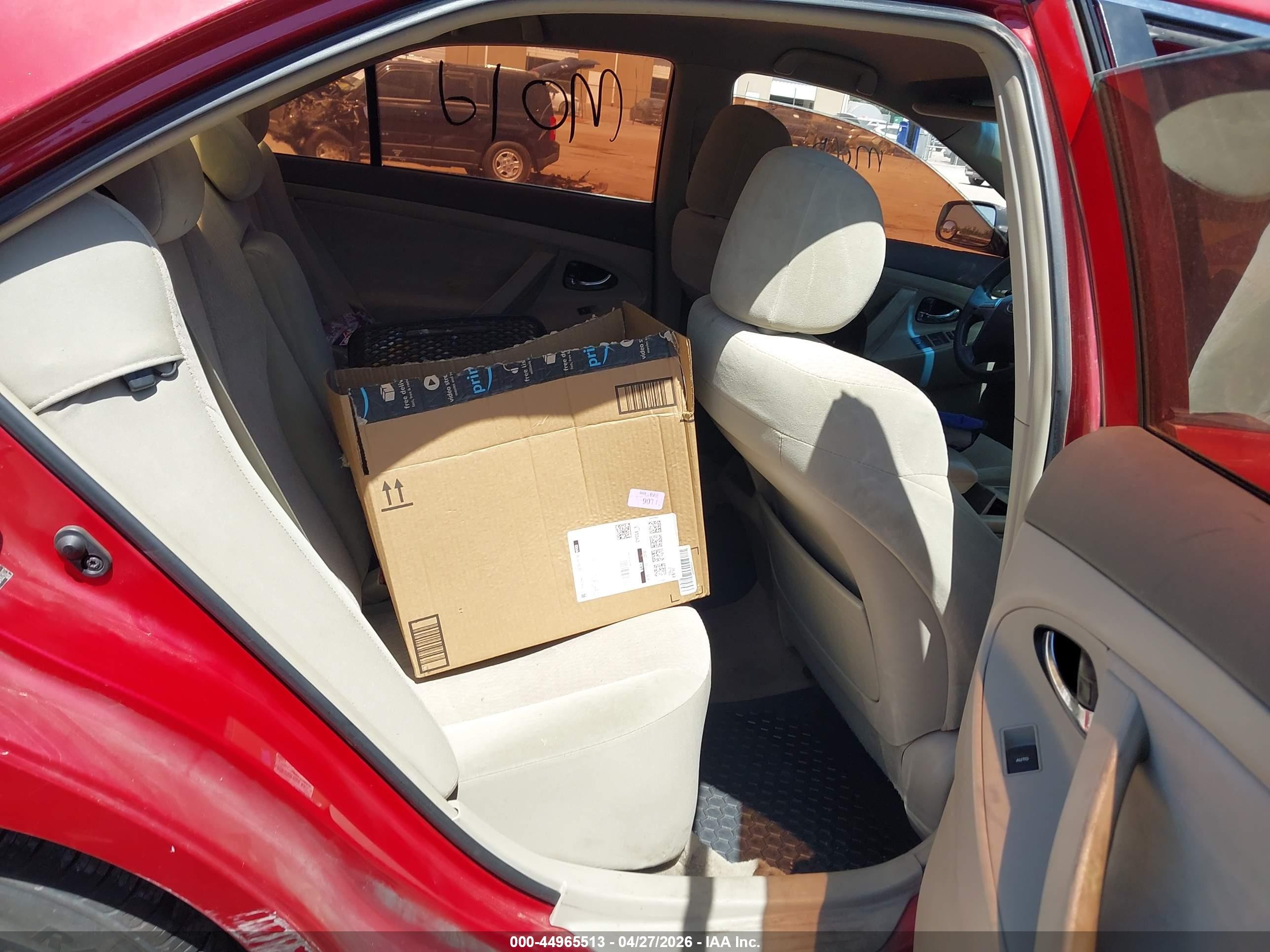 2010 Toyota Camry Le Red vin: 4T1BF3EK6AU028023