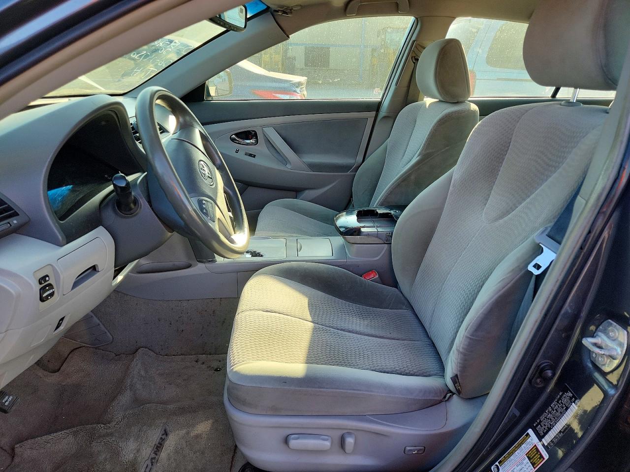 2010 Toyota Camry Le Gray vin: 4T1BF3EK6AU042245
